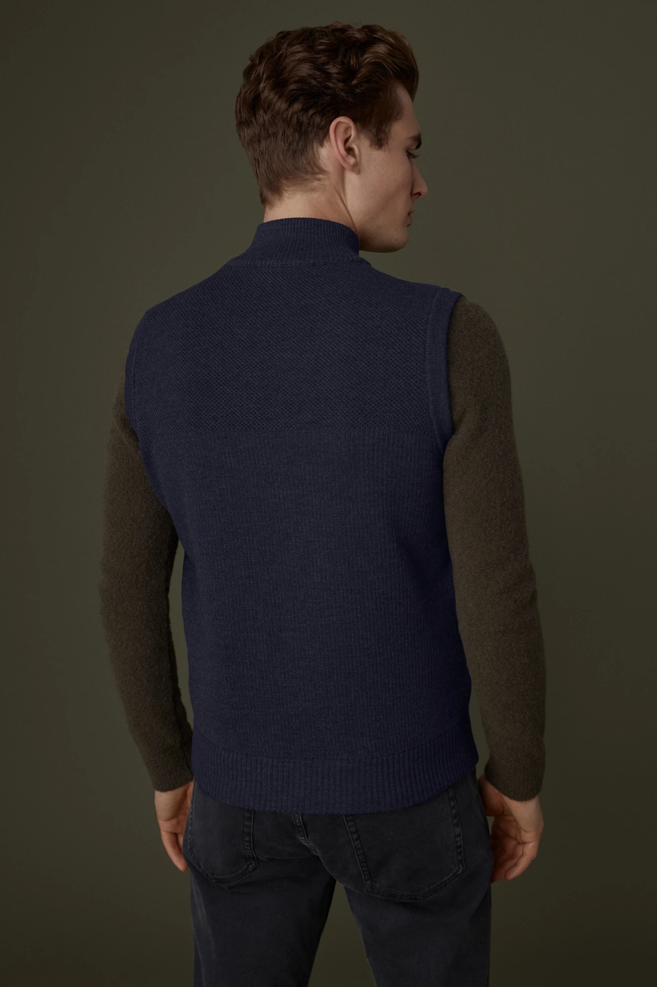 HYBRIDGE KNIT VEST - 5