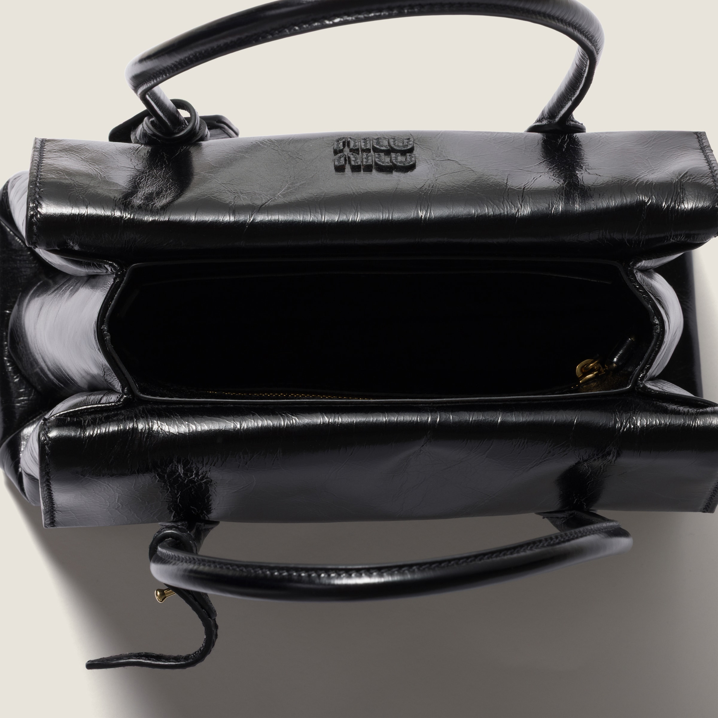 Solitaire shiny leather bag - 4