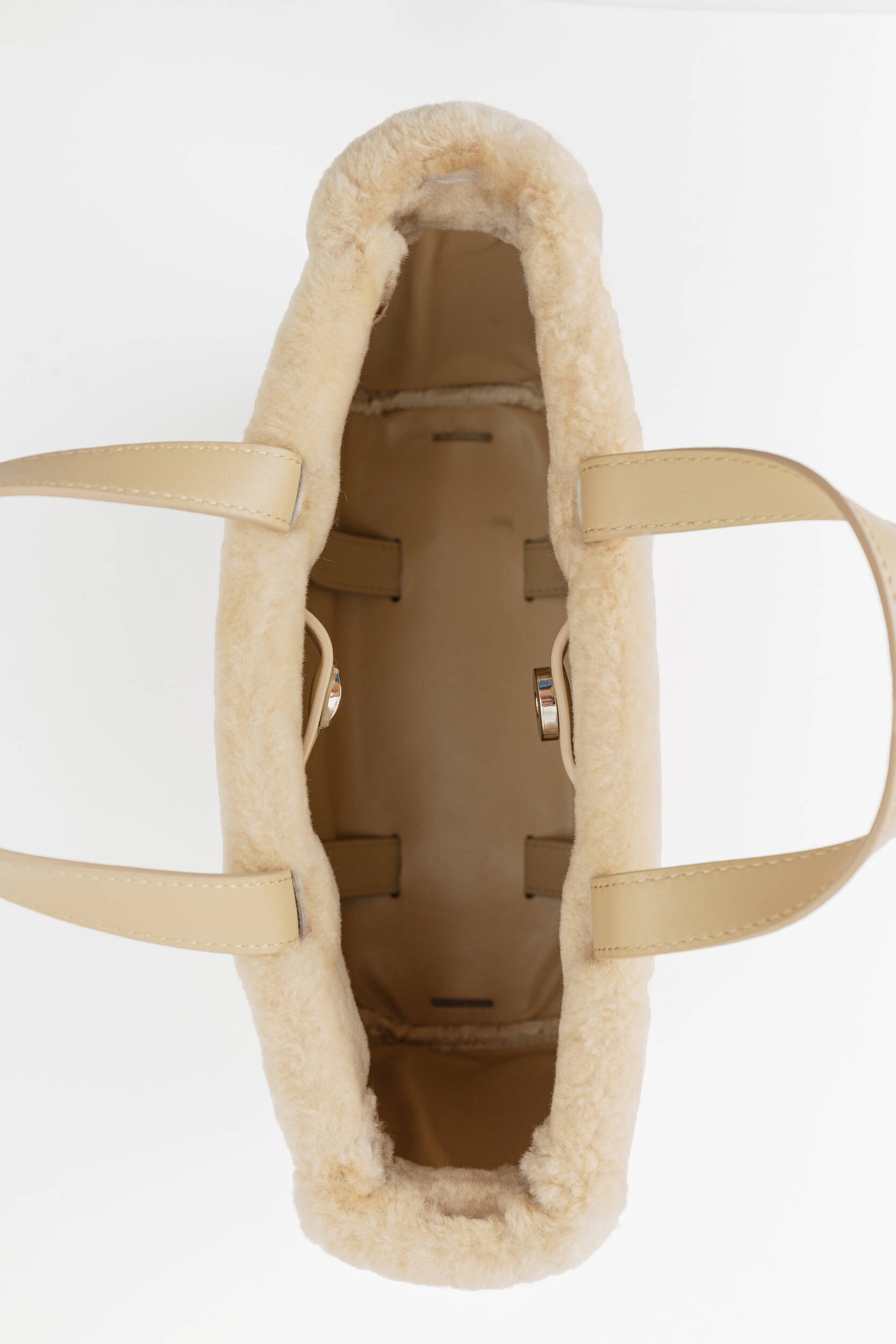 Tour Shearling Bag - 4