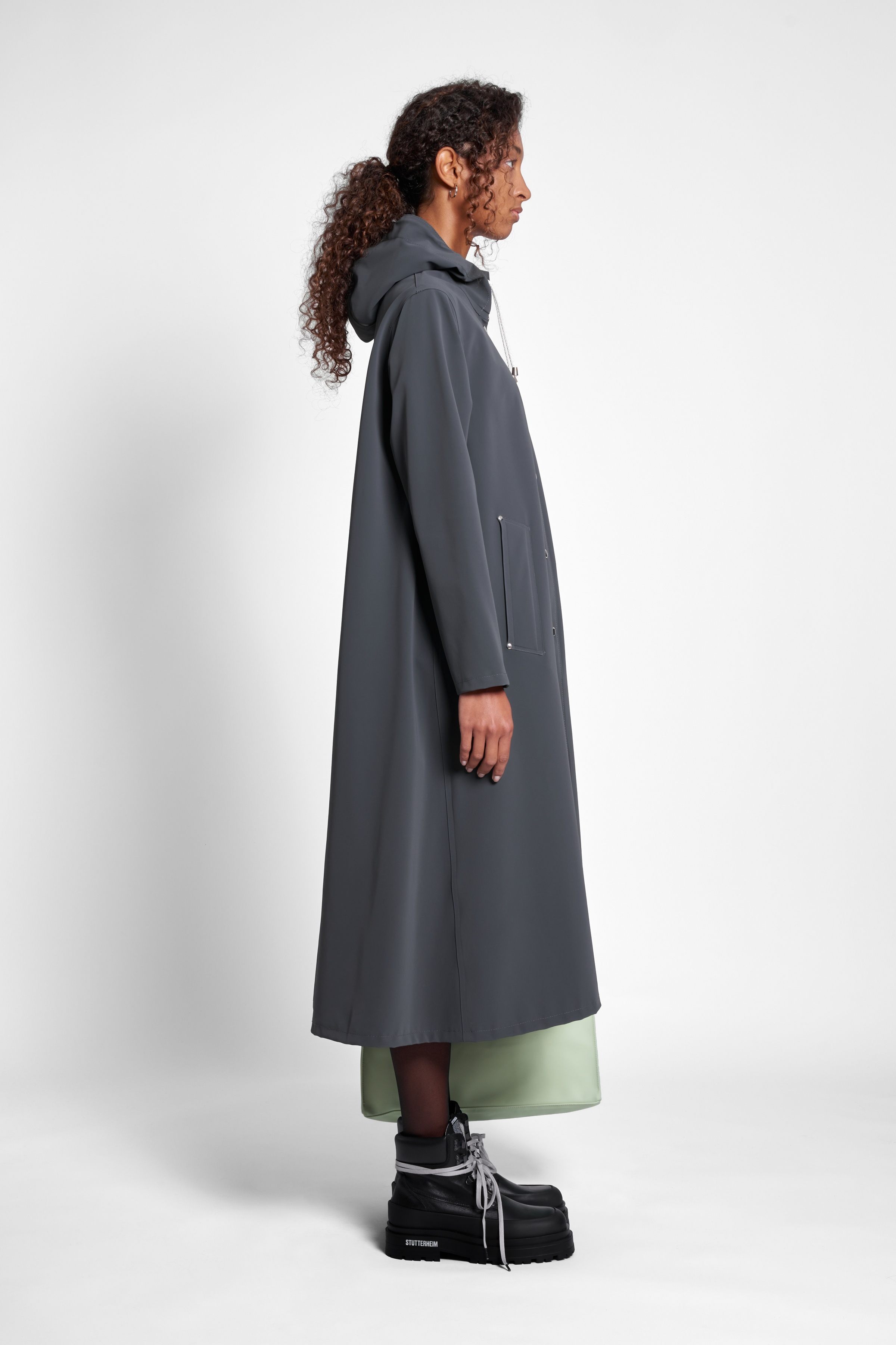 Mosebacke Long Matte Raincoat Charcoal - 3