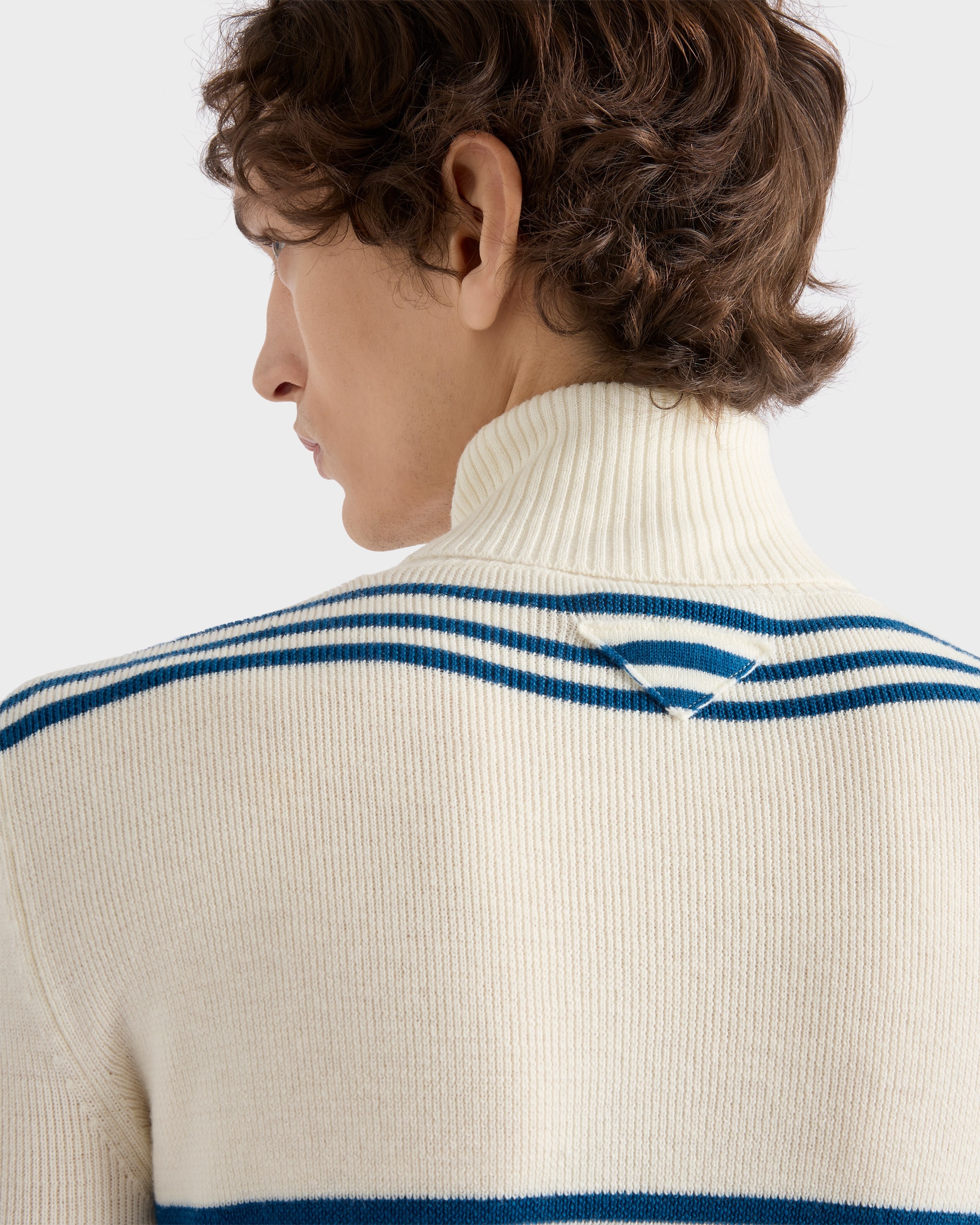 Wool turtleneck - 6