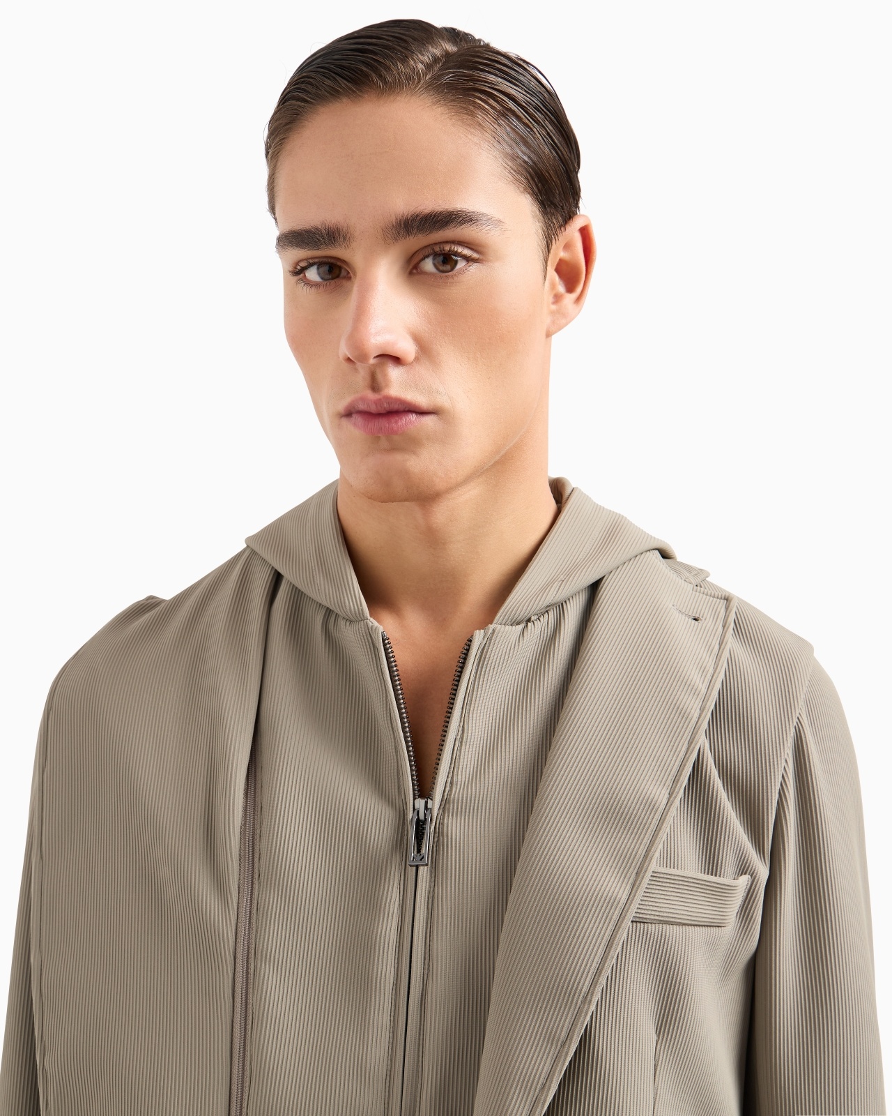 CANNETÉ STRETCH NYLON BLAZER WITH DETACHABLE INNER PANEL AND HOOD - 5