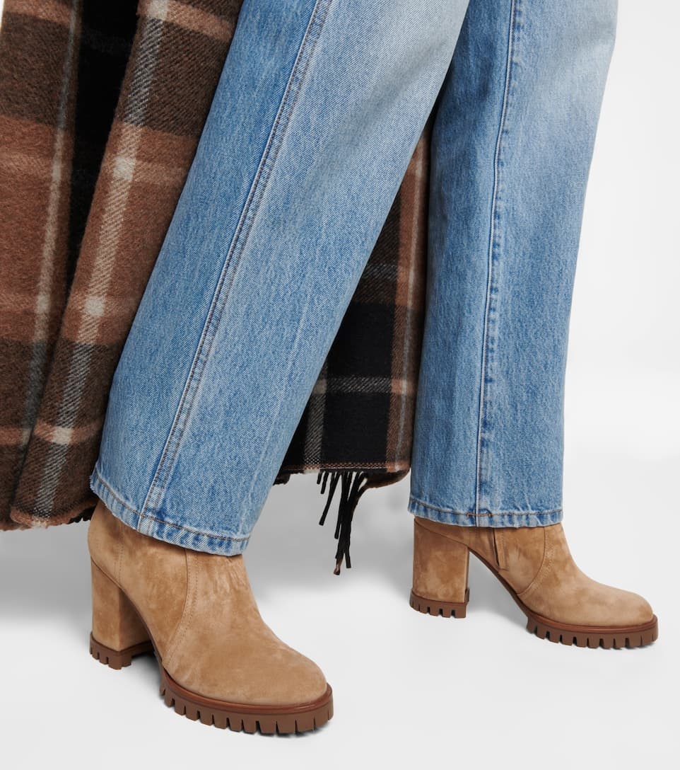 Timber suede ankle boots - 4