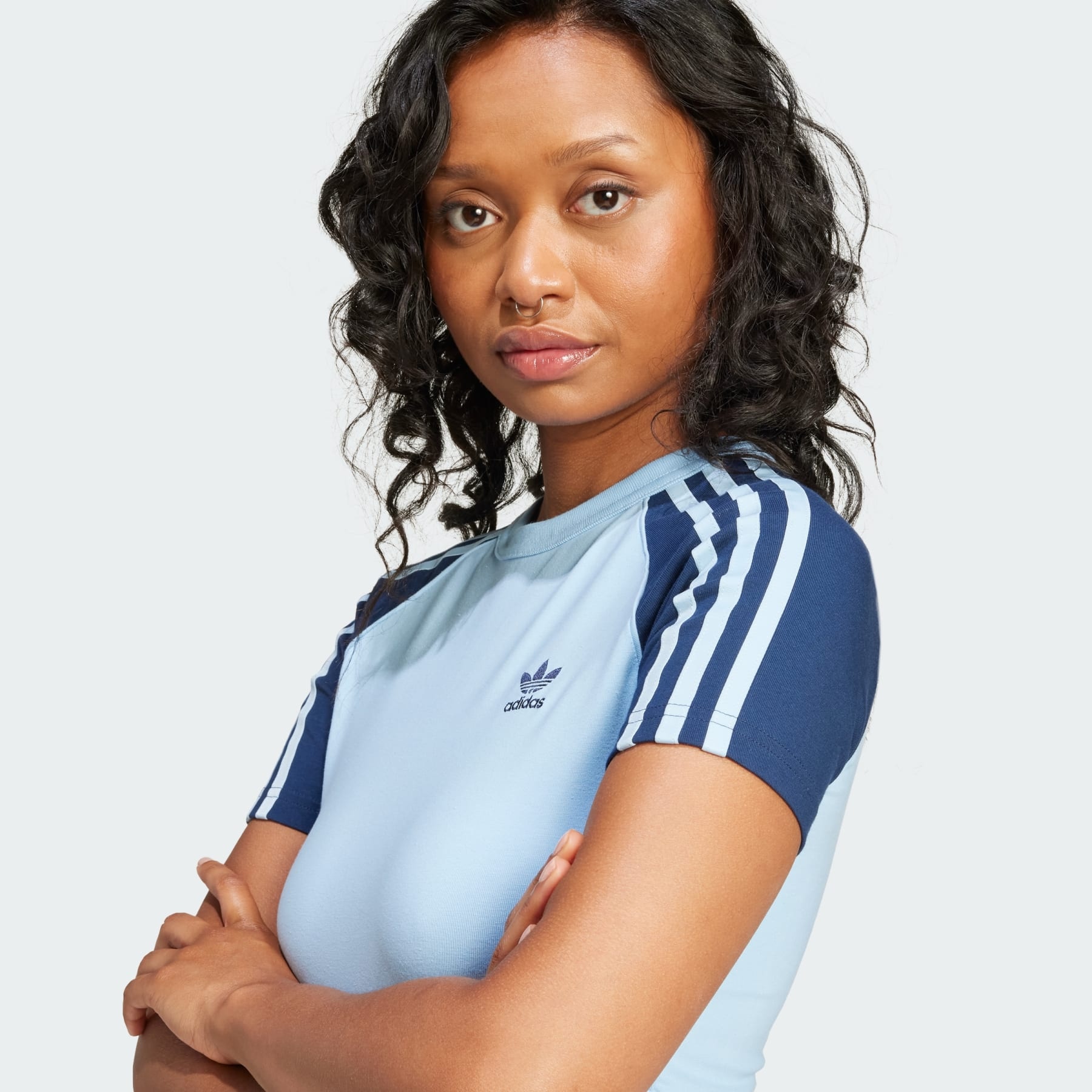 Adicolor 3-Stripes Raglan Slim Tee - 6
