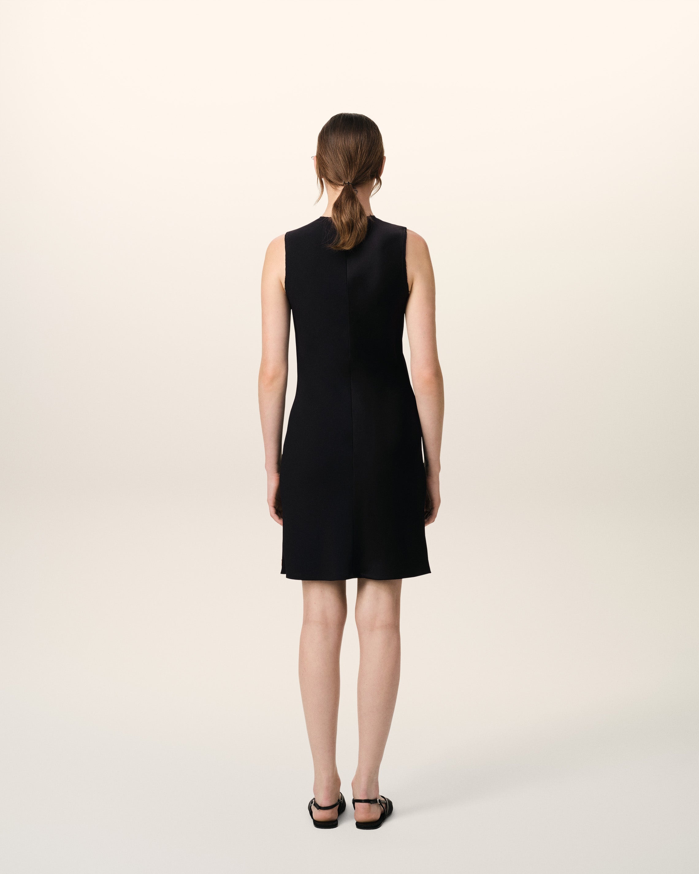 BLACK STRAIGHT SHORT DRESS - 5