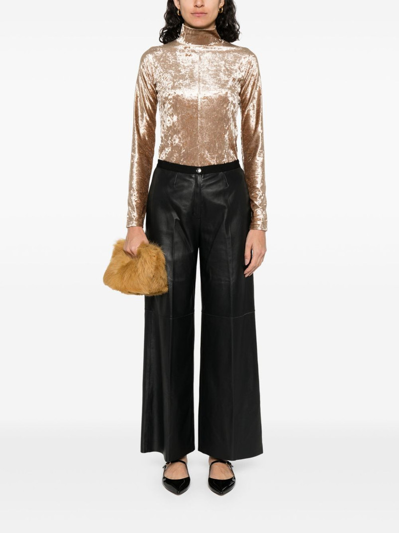 forte_forte velvet-finish top outlook