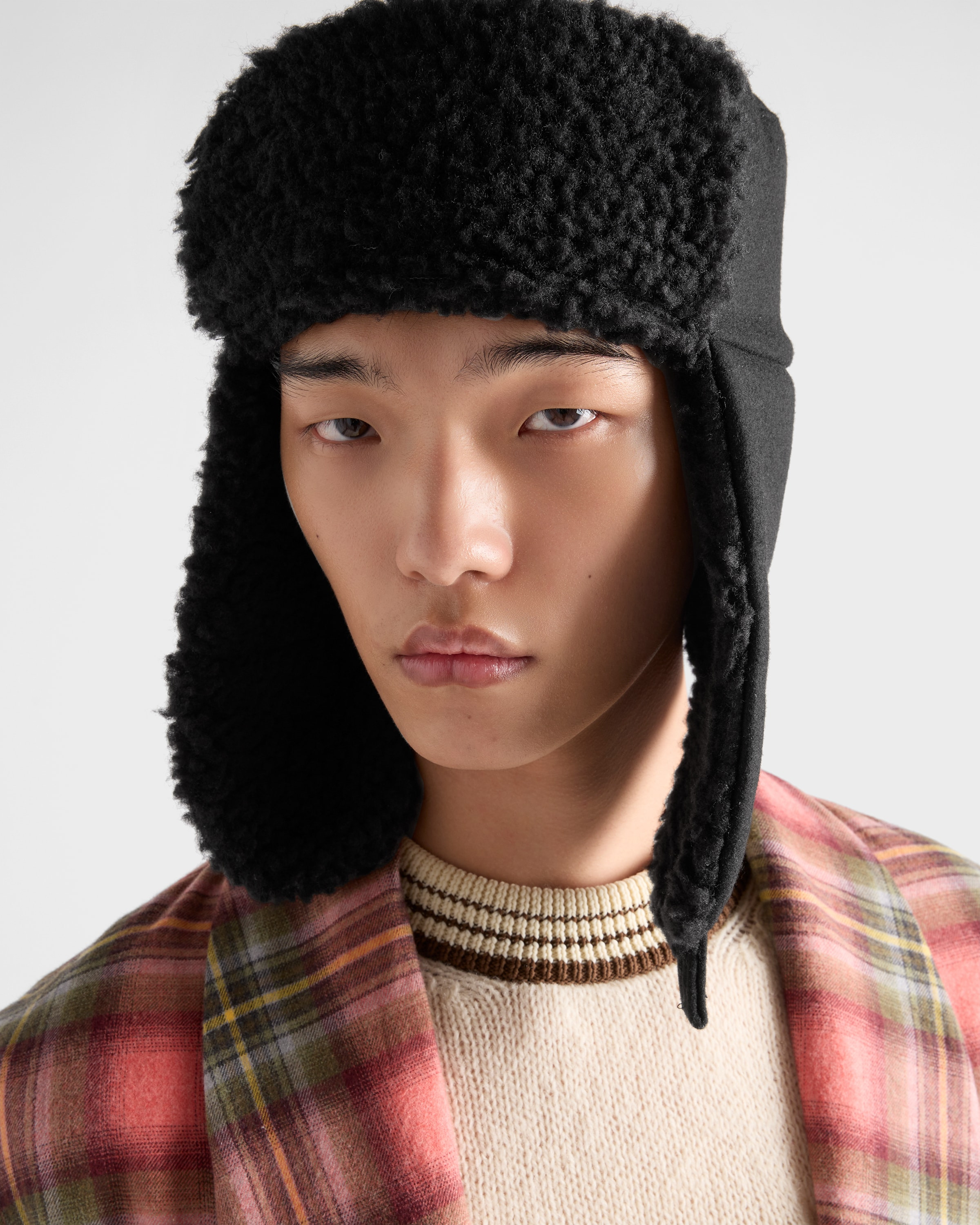 Cloth trapper hat - 2