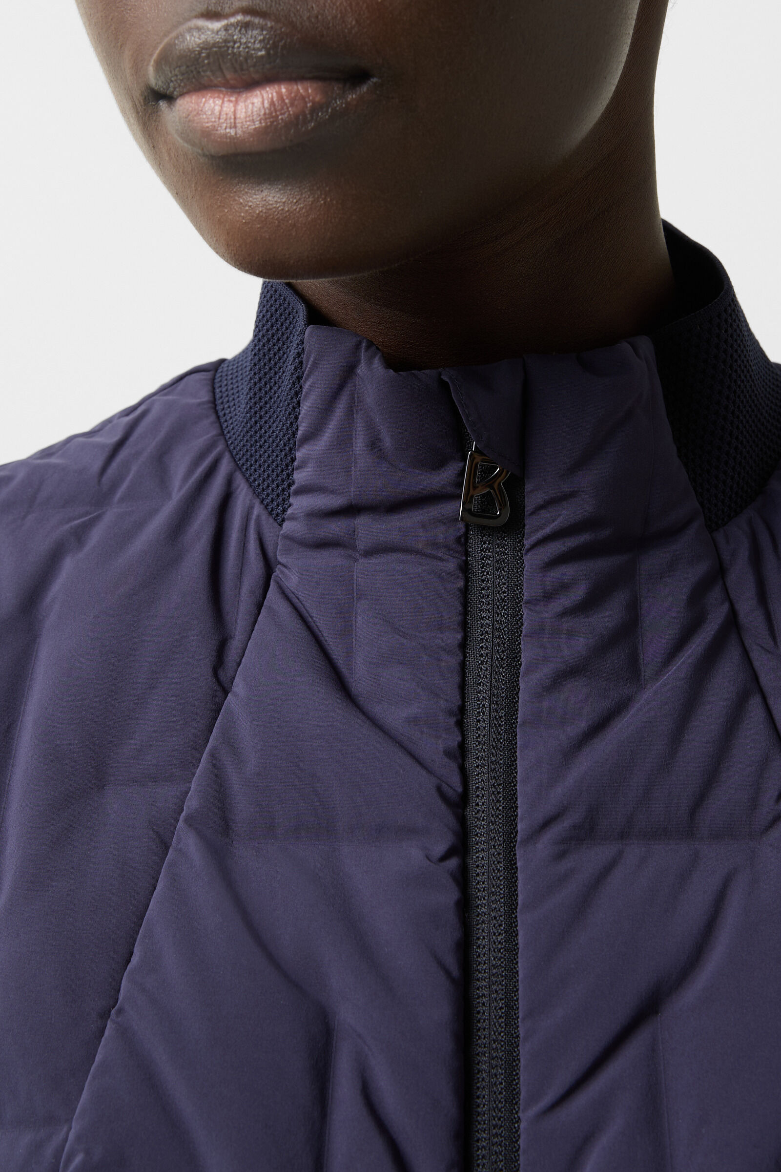 Sia down vest in Navy blue - 5