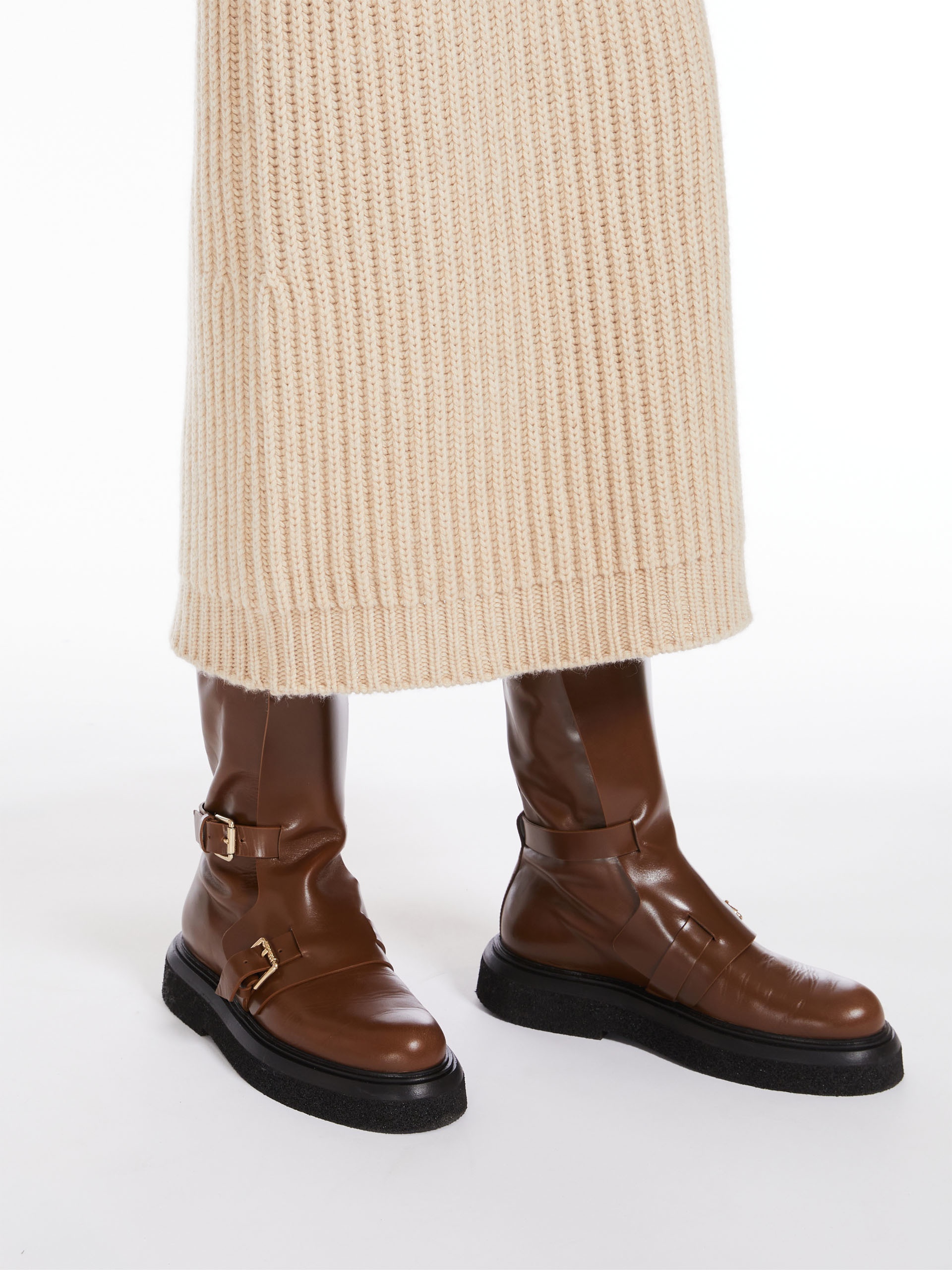 【MAX MARA】CAPSULA ウール カシミヤ リブニット ドレス MAX MARA】CAPSULA ウール カシミヤ リブニット ドレス (Max