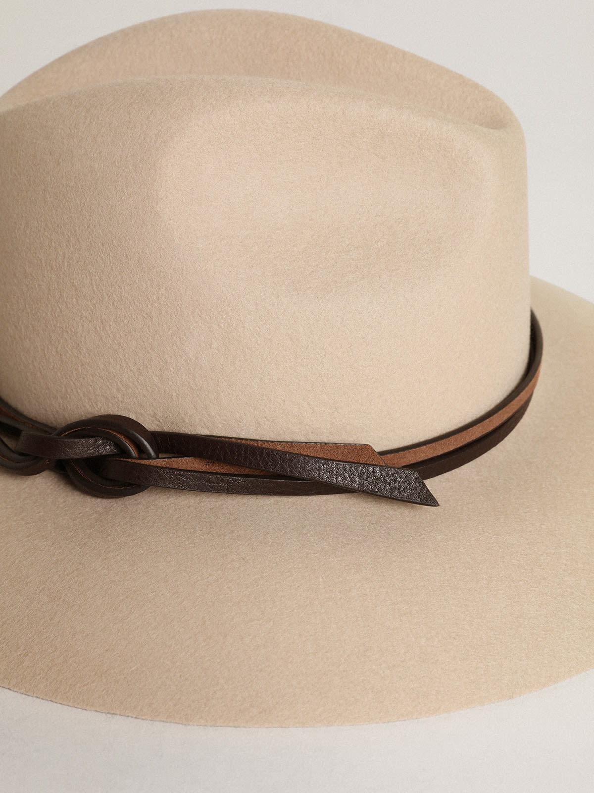 Journey Collection dove-gray Fedora hat with leather strap - 2