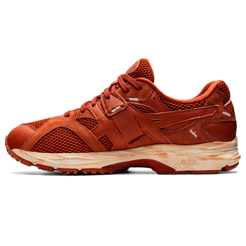 Asics GEL-MC PLUS outlook