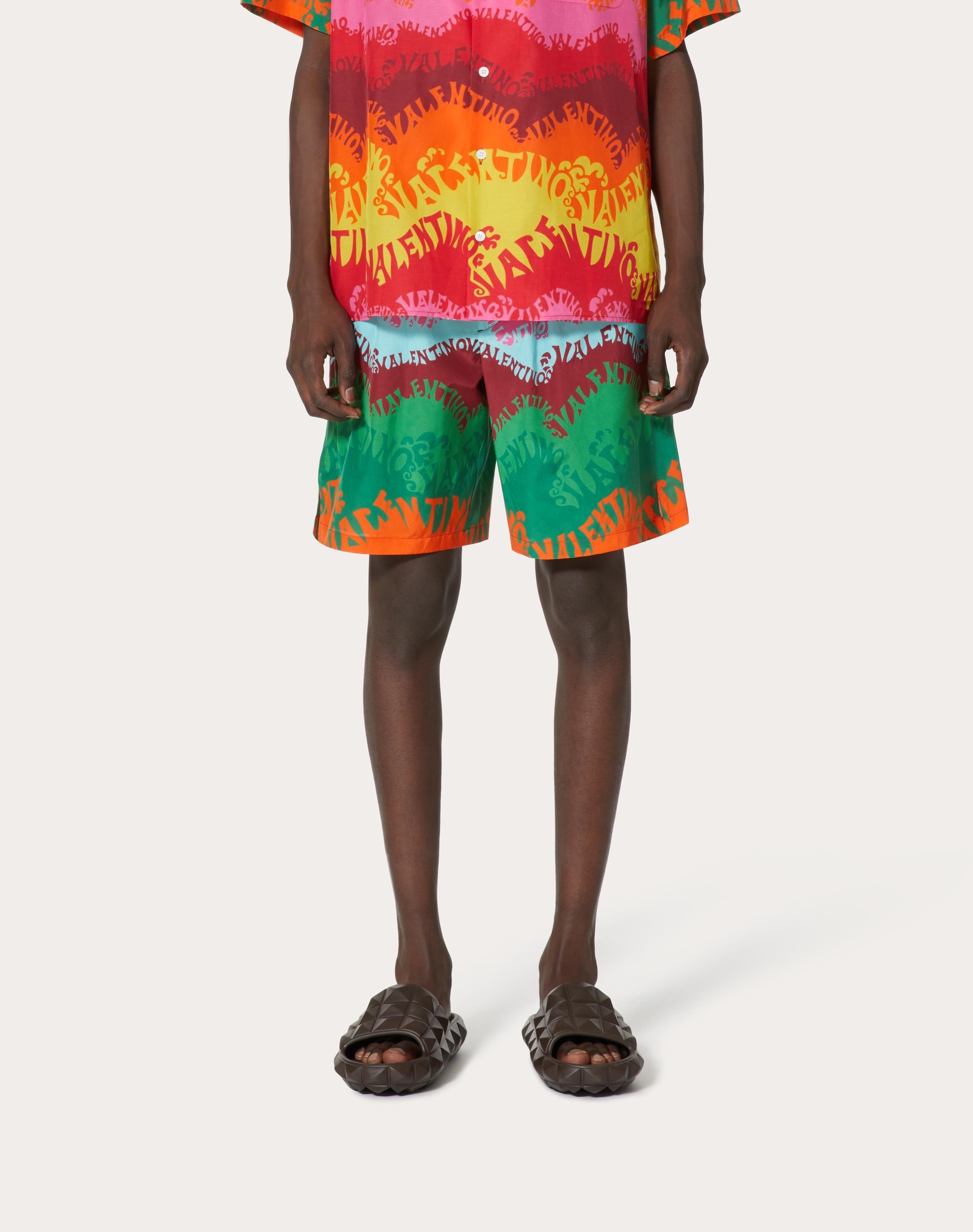 SILK AND COTTON BERMUDA SHORTS IN VALENTINO WAVES MULTICOLOR PRINT - 3