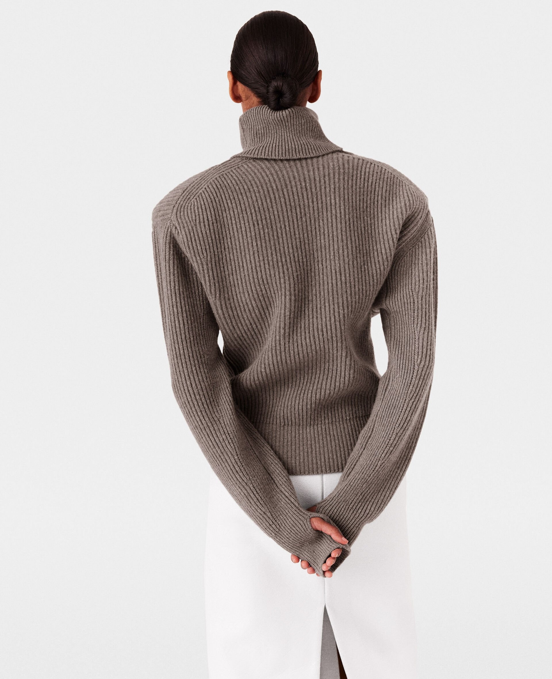Long-Sleeve Turtleneck Jumper - 5