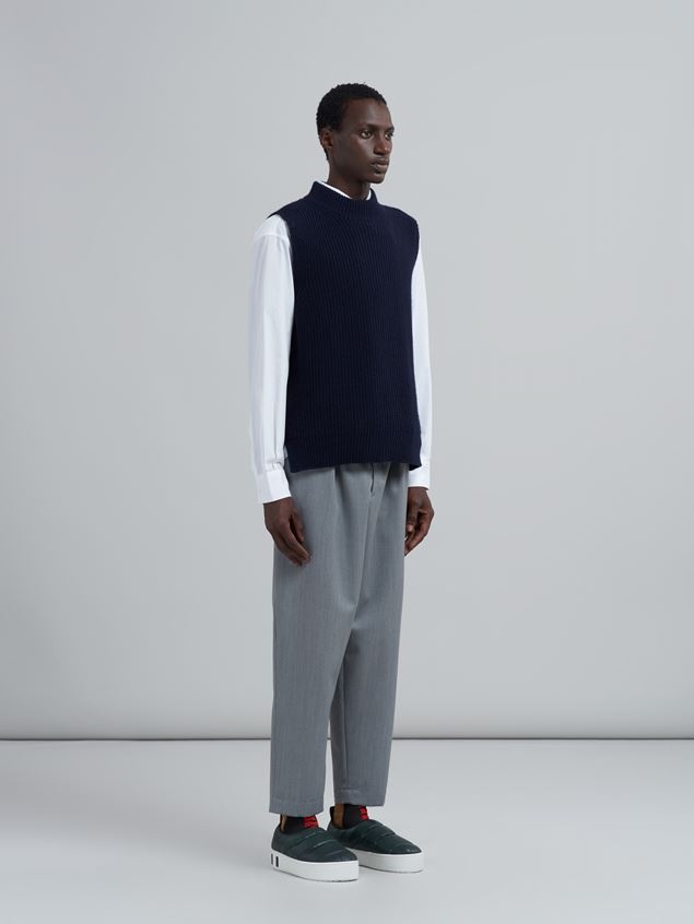 ASYMMETRIC CARDED WOOL VEST - 5