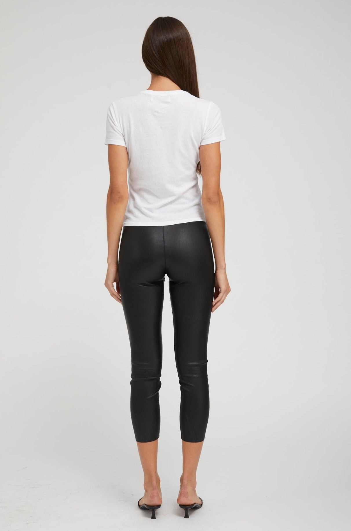 BLACK LEATHER CROP - 4