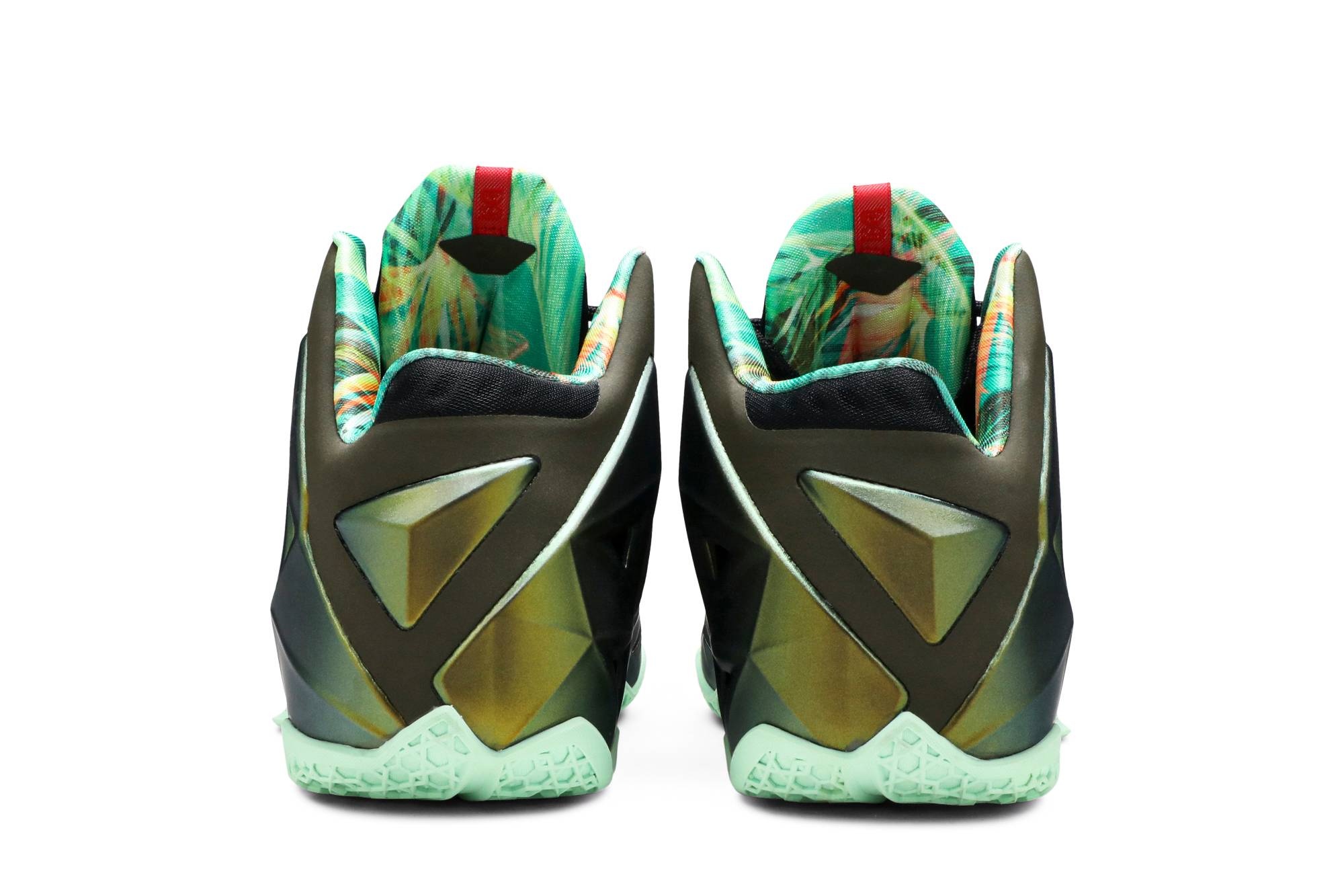 LeBron 11 'King's Pride' - 6