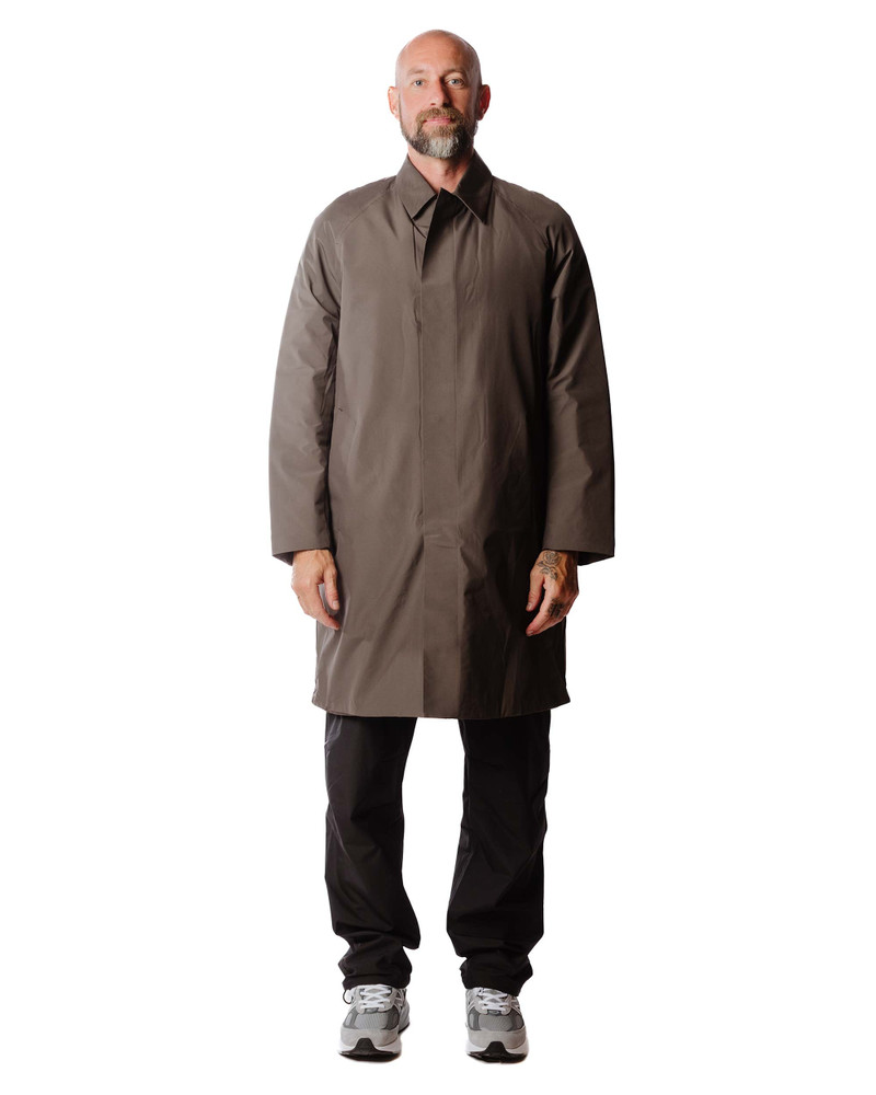 NORSE PROJECTS Vargo Gore-Tex Infinium Raglan Mac Heathland Brown outlook