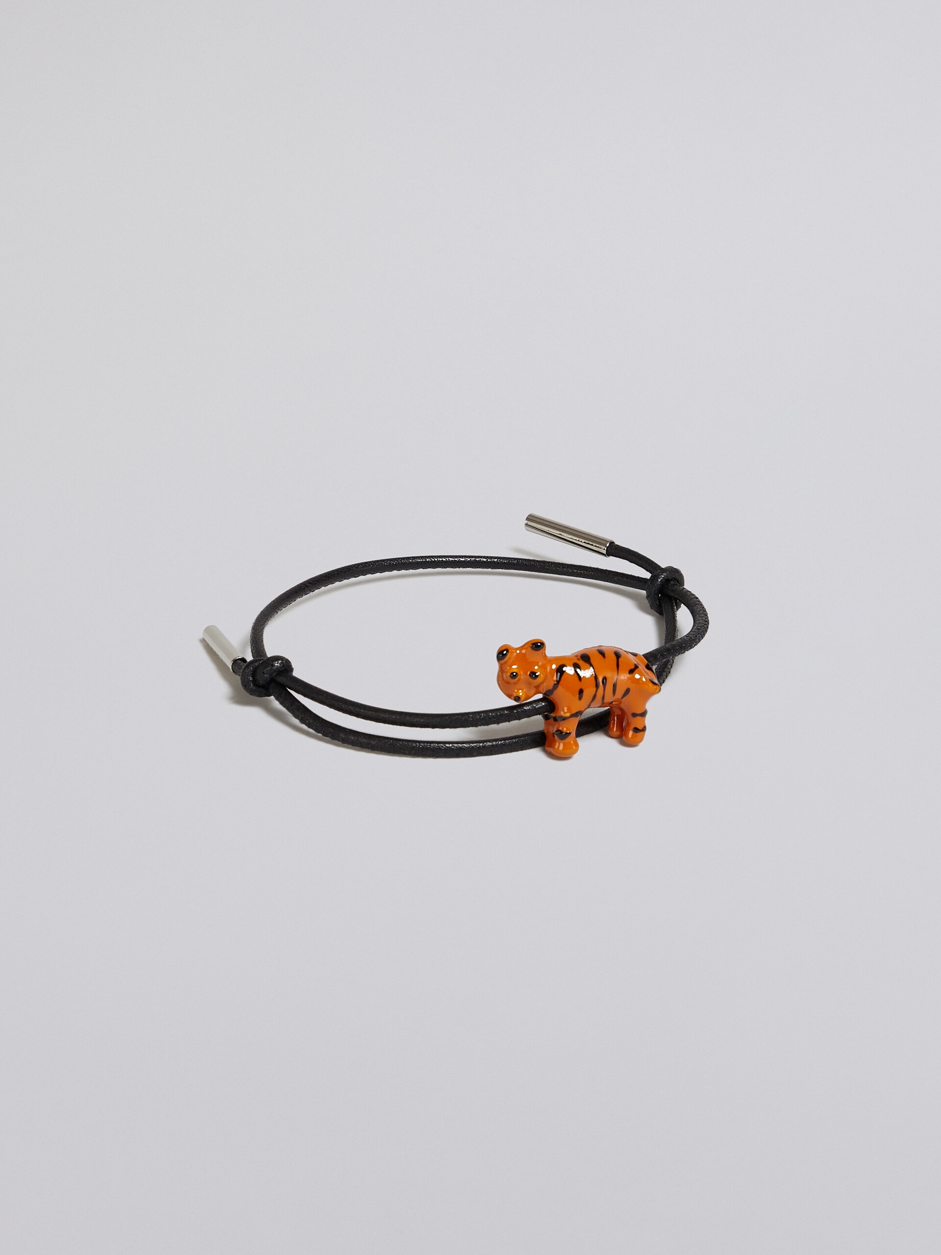LEATHER BRACELET WITH ENAMELLED METAL TIGER - 1