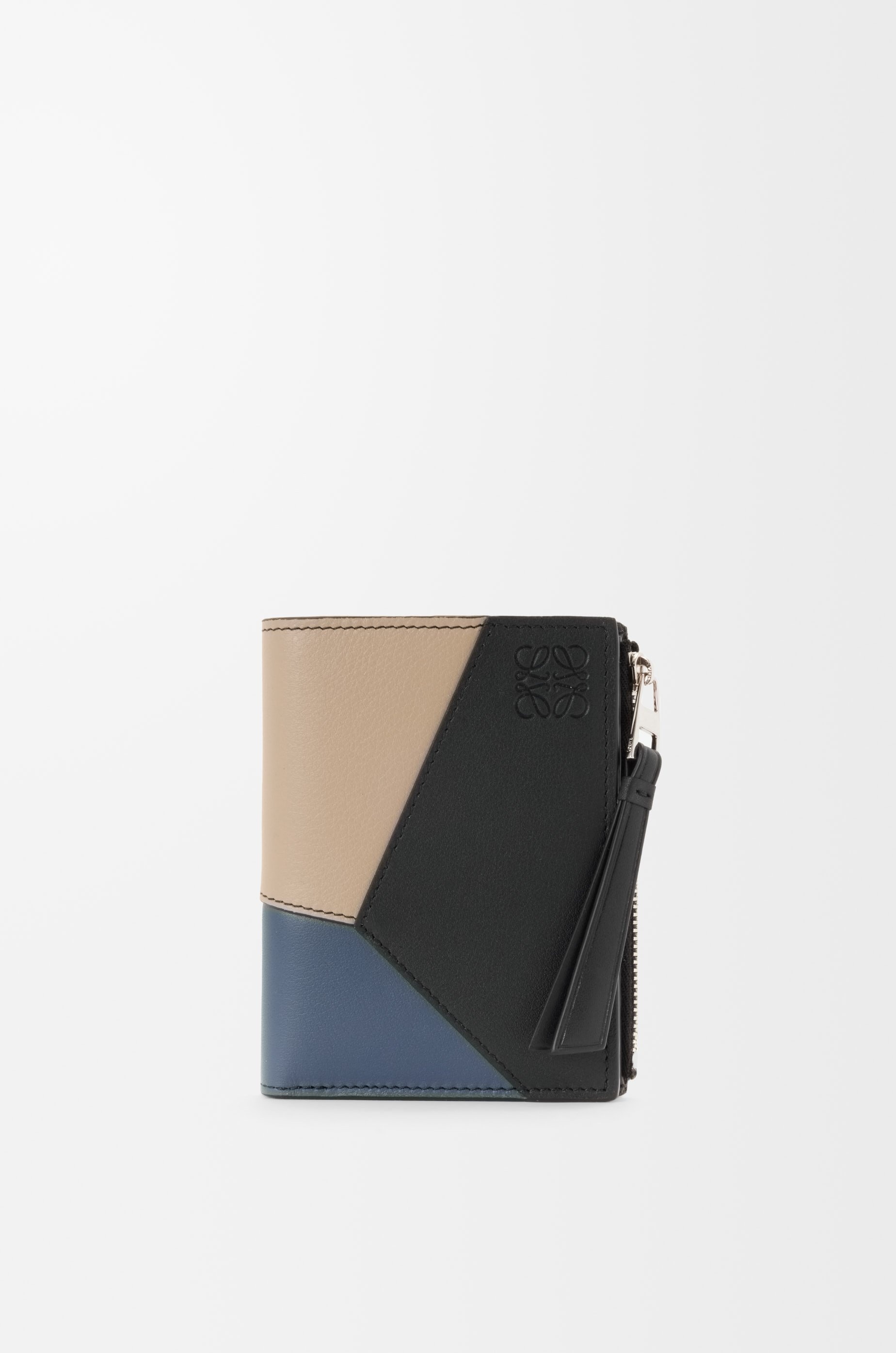 Puzzle slim compact wallet in classic calfskin - 1