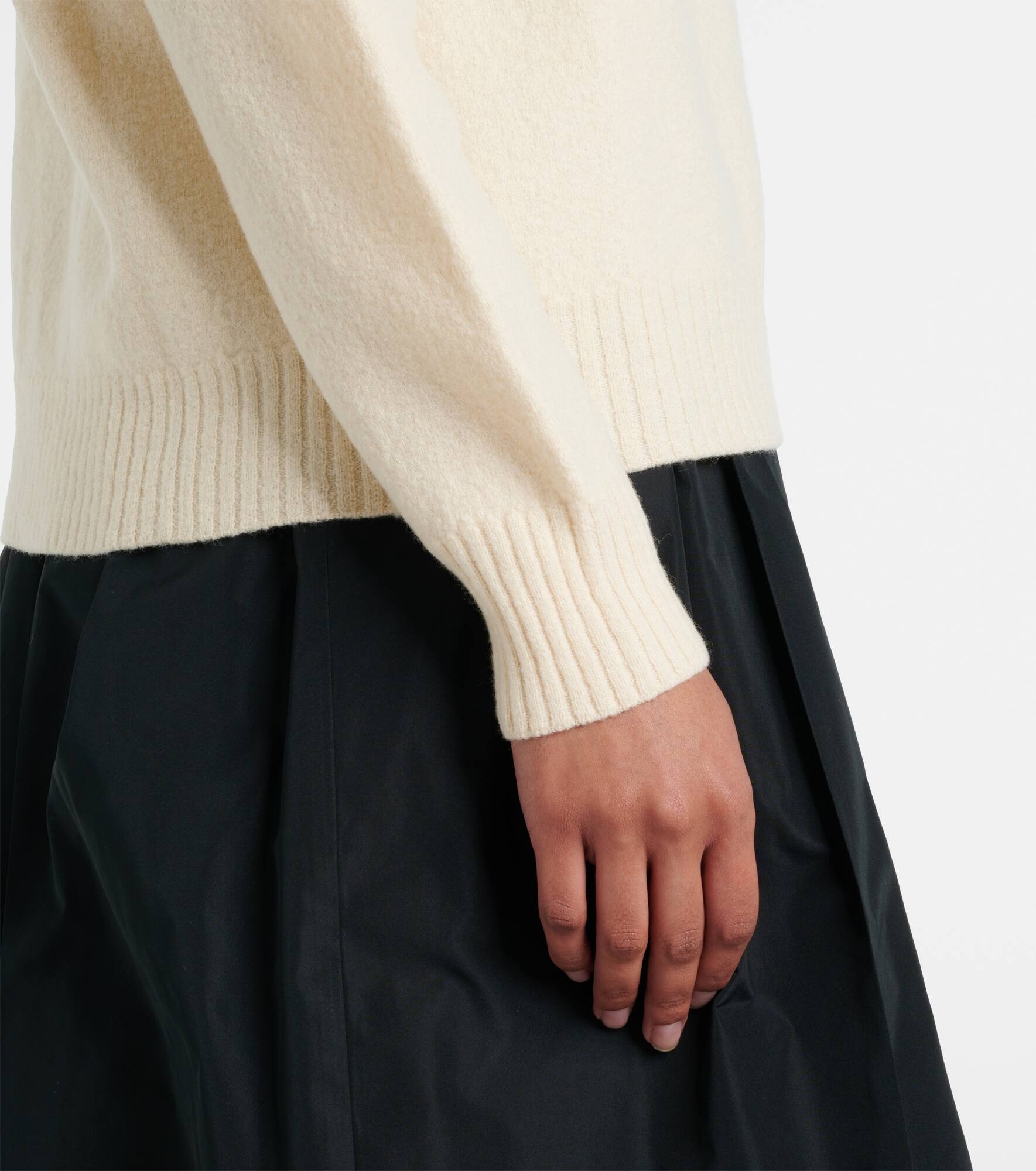 Wool sweater - 5