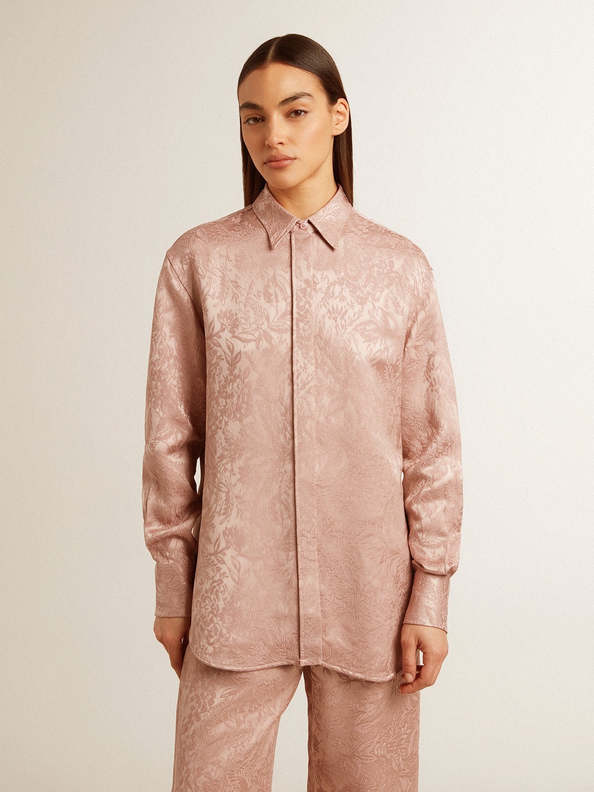 Women's pink viscose shirt with floral pattern - 3