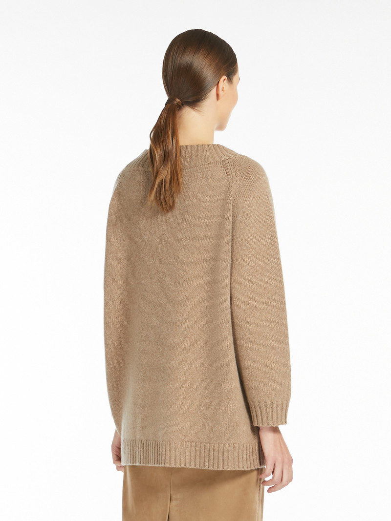 RADAMES Off-the-shoulder wool and cashmere jumper 4