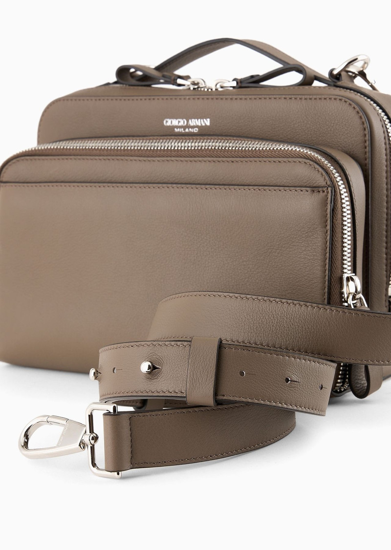 Medium leather shoulder bag 5