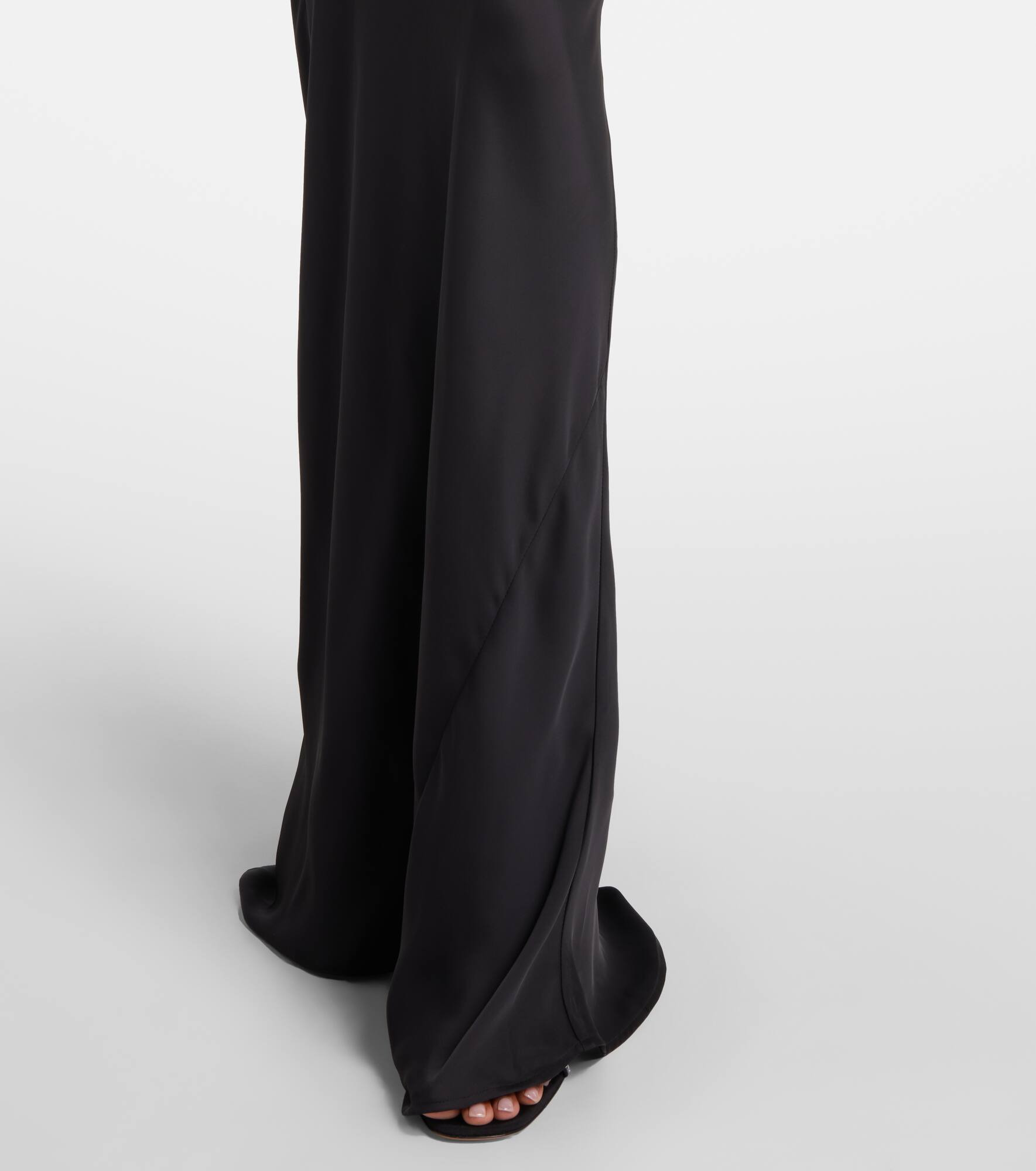 Halterneck satin maxi dress - 5