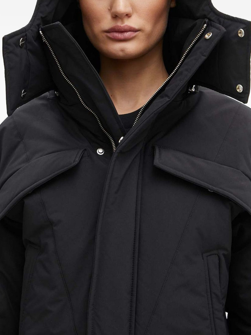 zip-fastening hooded jacket 4