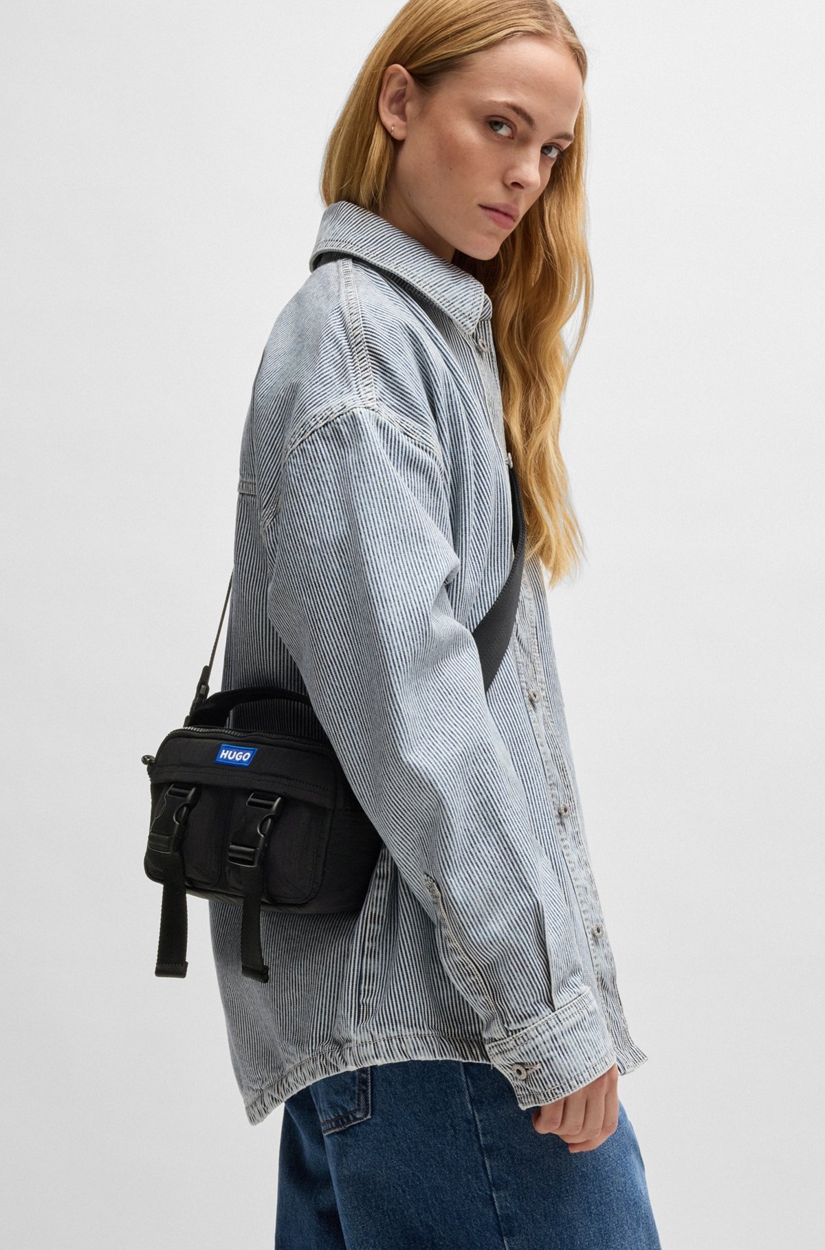 REPORTER BAG WITH BLUE LOGO LABEL - 4