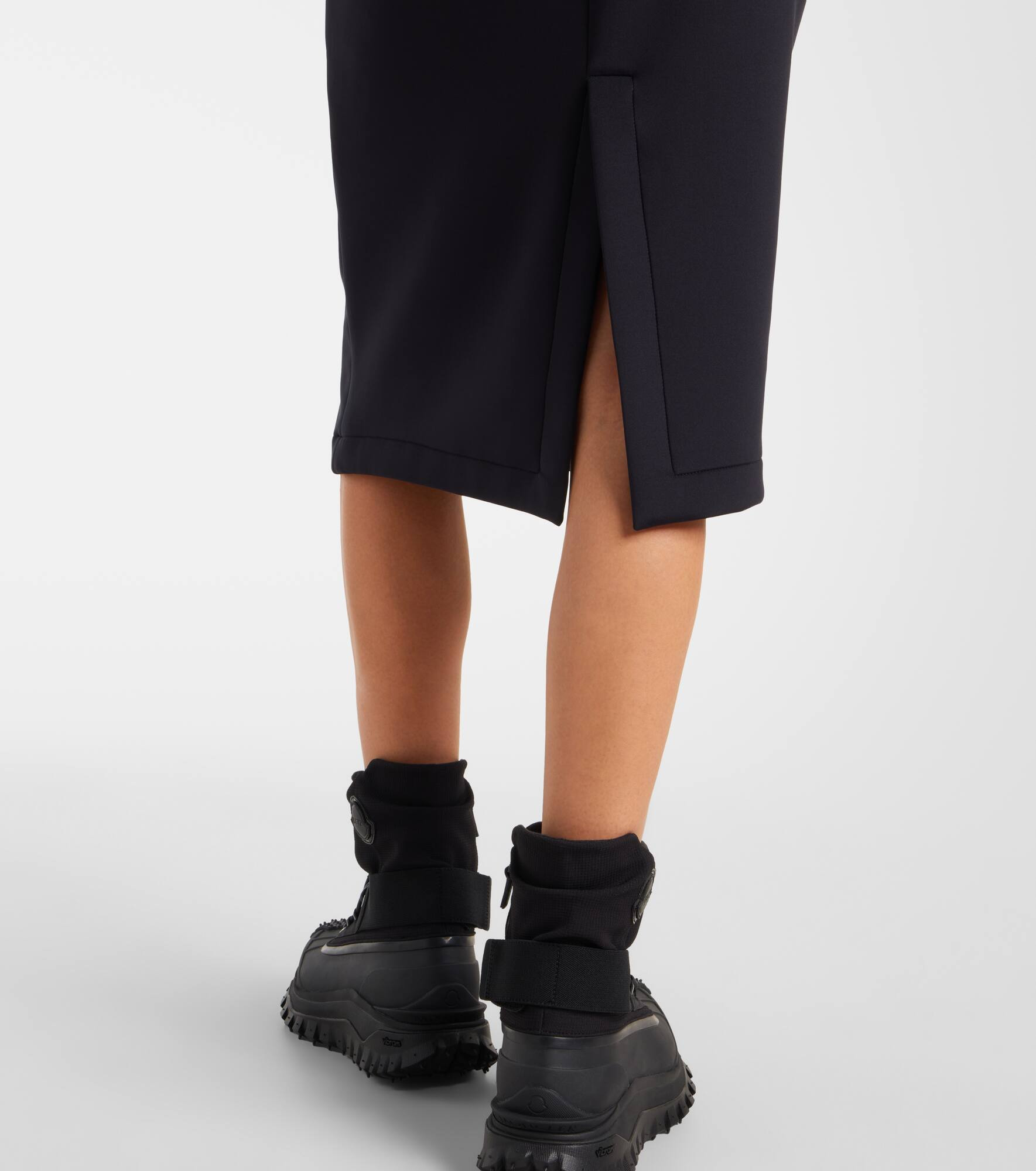 High-rise pencil skirt - 6