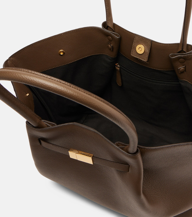 New York leather tote bag 3
