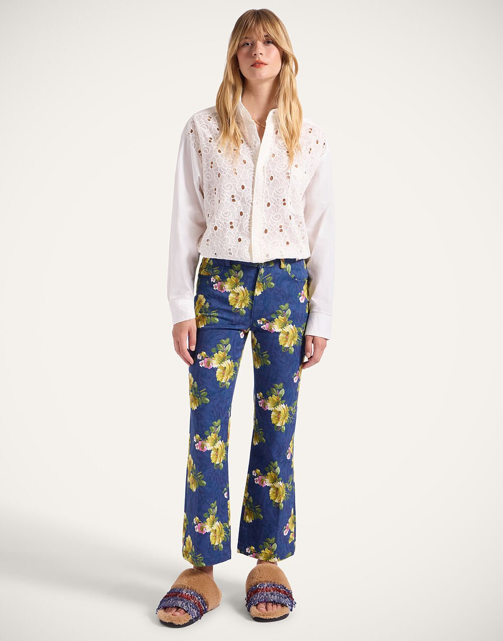 The Cropped Flare Jean - 2