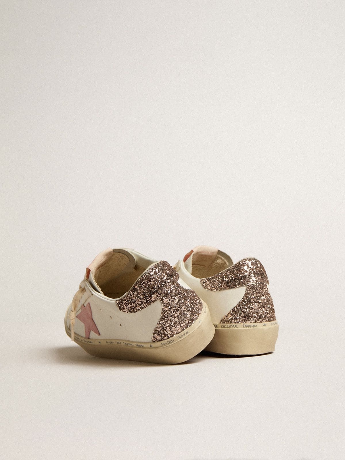 Hi Star in white leather with pink suede star and pink glitter heel tab - 4