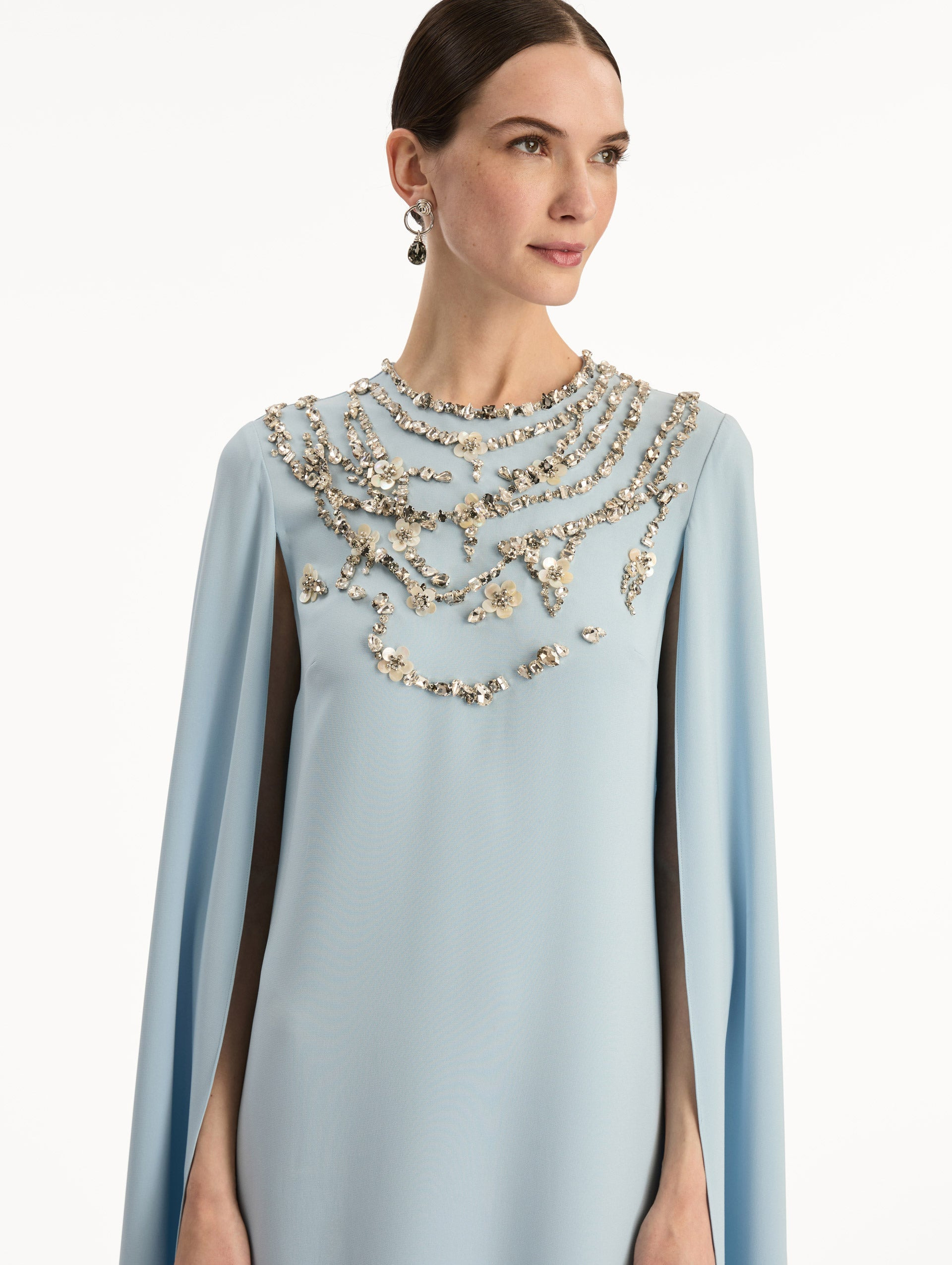 CRYSTAL NECKLACE EMBROIDERED CAFTAN - 5