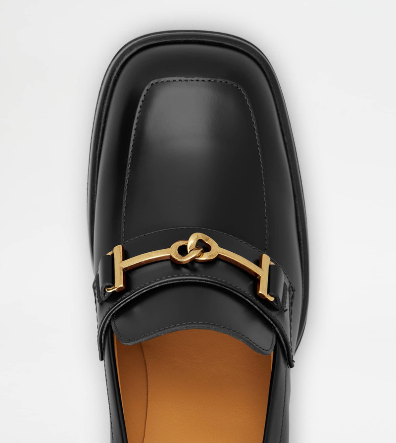 HEELED LOAFERS IN LEATHER - BLACK 4