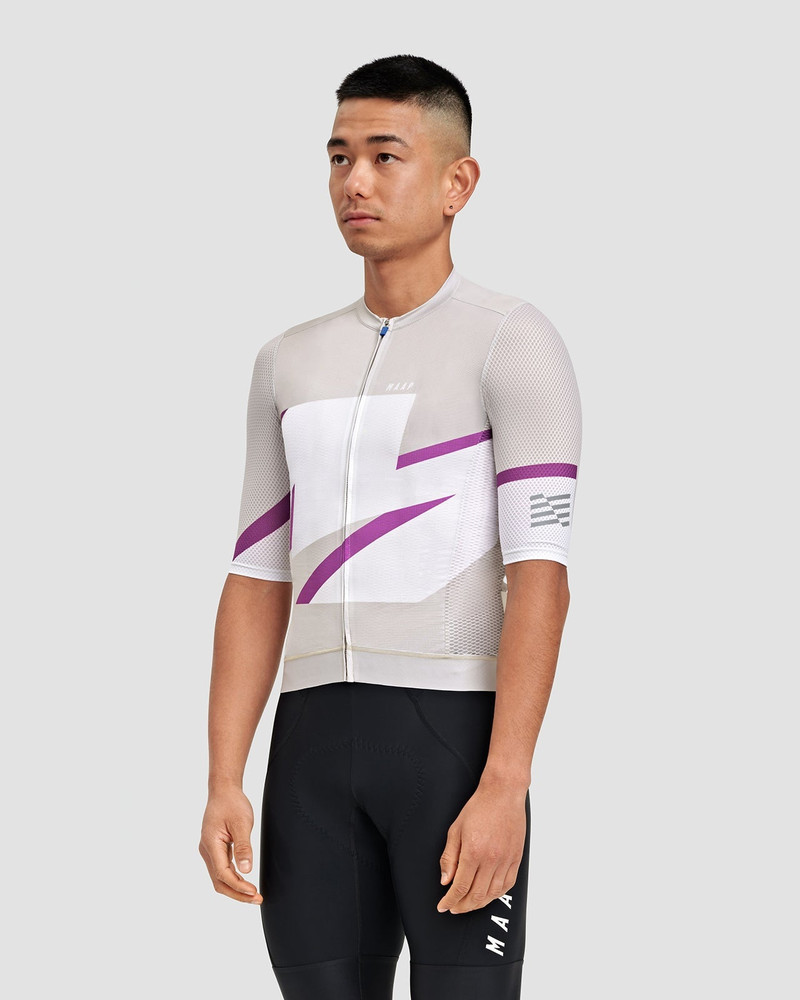 MAAP Evolve 3D Pro Air Jersey outlook