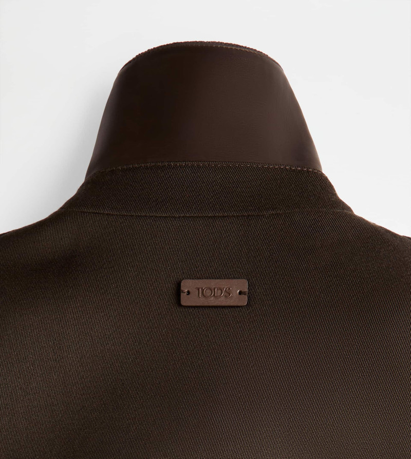 COACH JACKET - BROWN 9