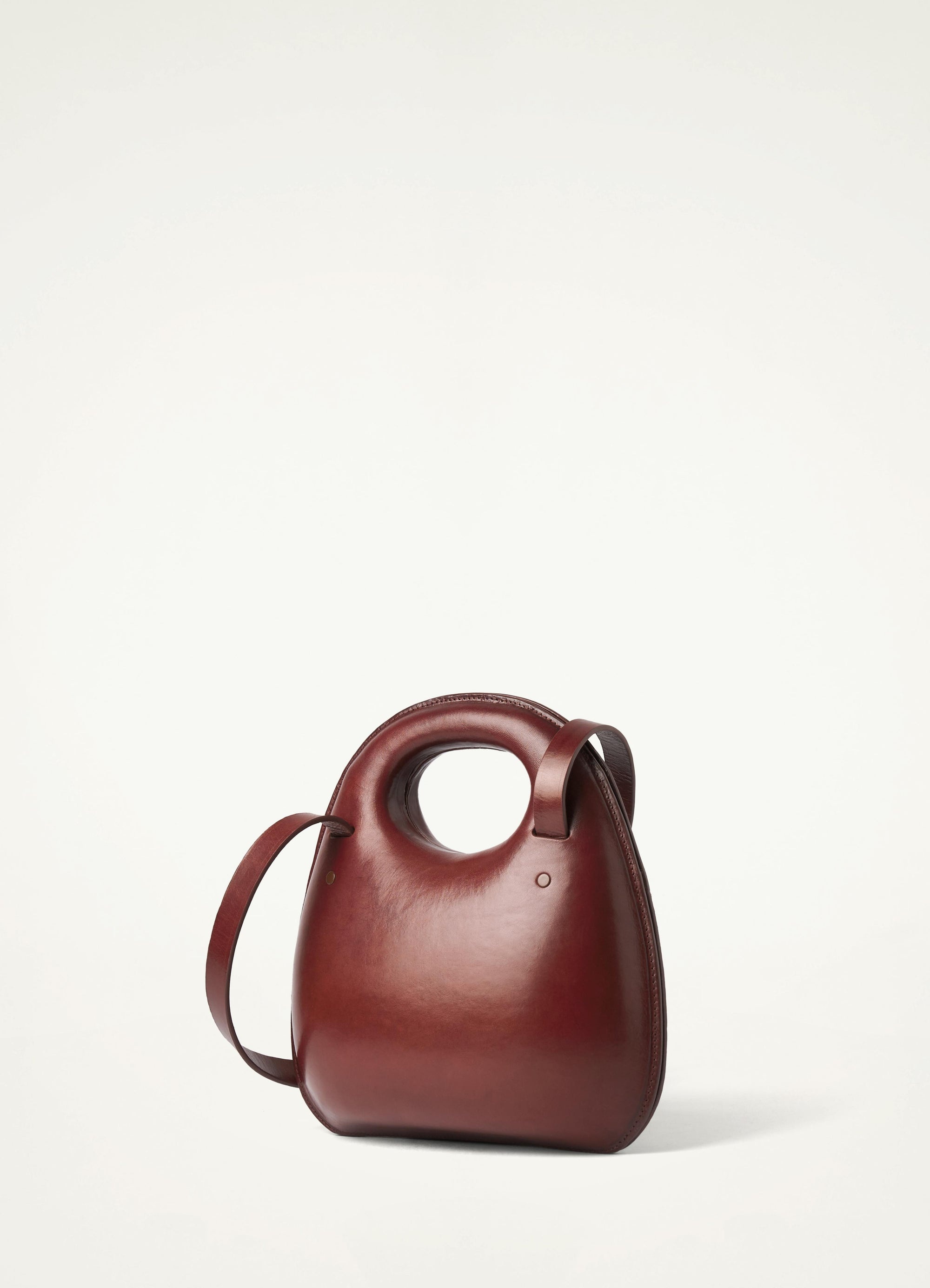EGG BAG
VEGETAL TANNED LEATHER - 3
