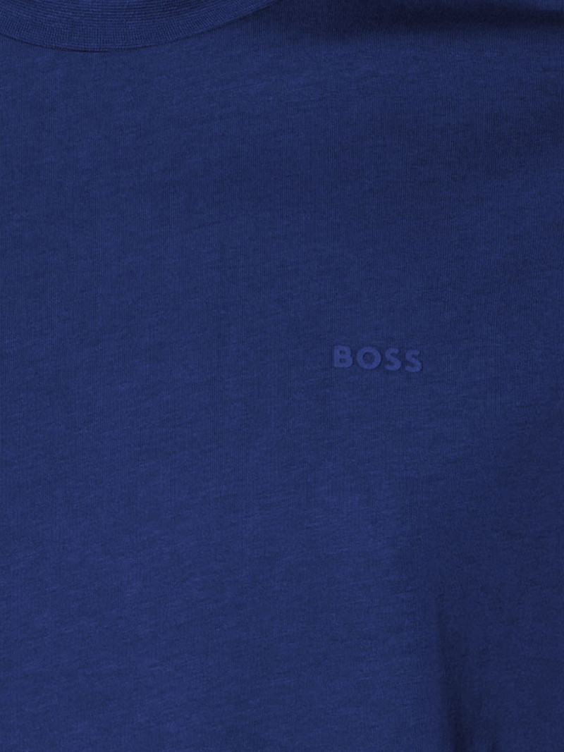 short-sleeved T-shirt 3