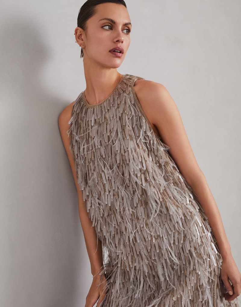 Dazzling cascade embroidery dress in crispy silk with feathers 4