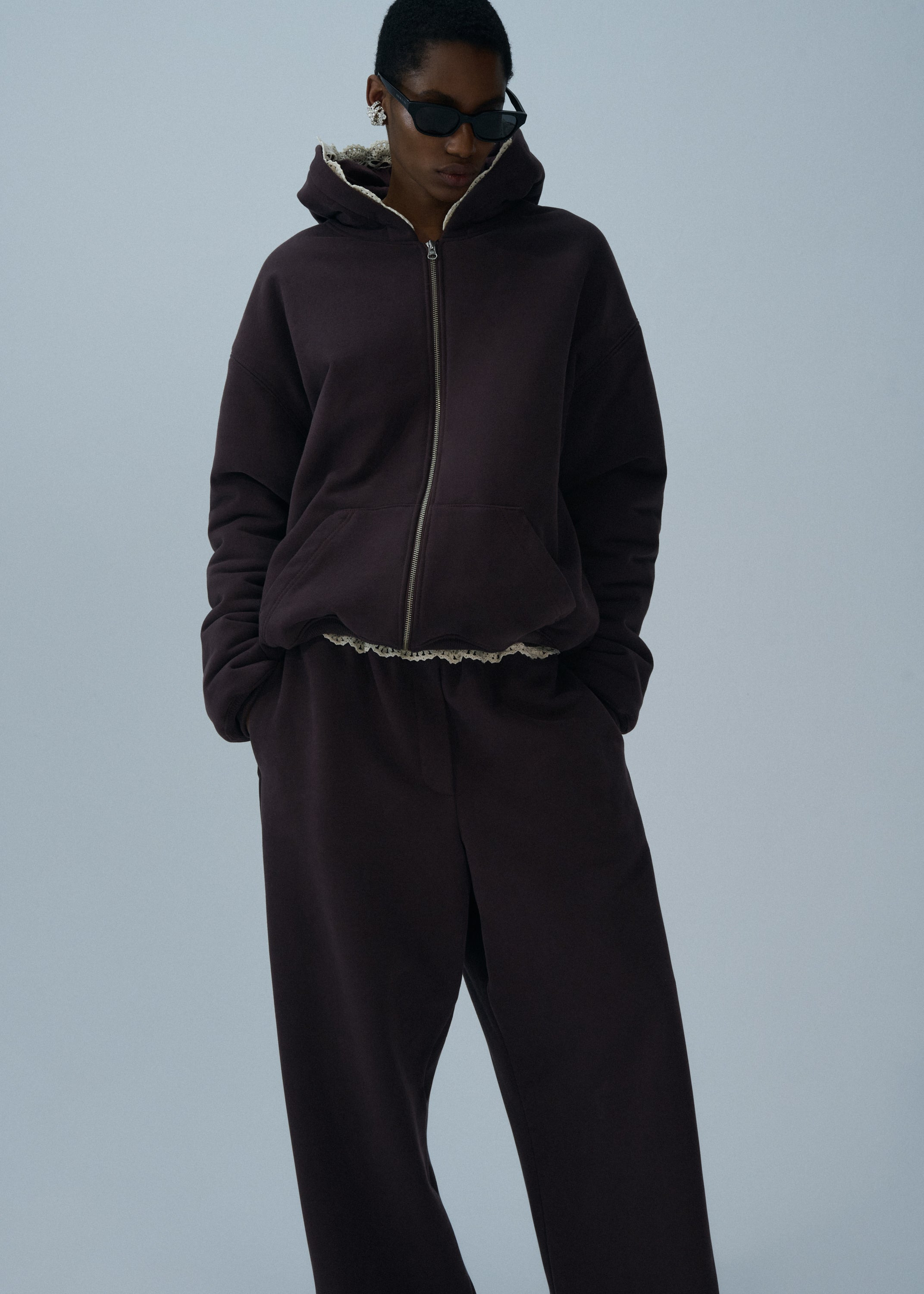 Lace-detail zip up hoodie in brown - 3