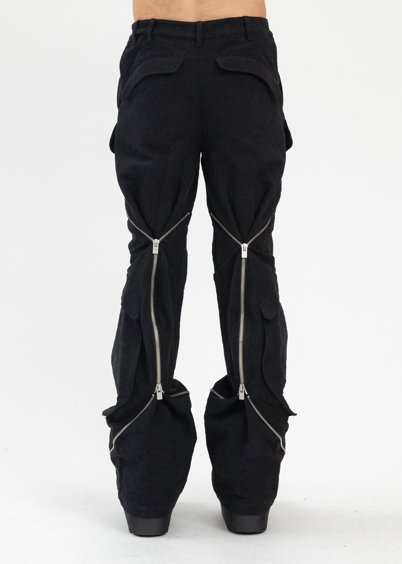 BLACK PUNCTURED CARGO TROUSER - 4