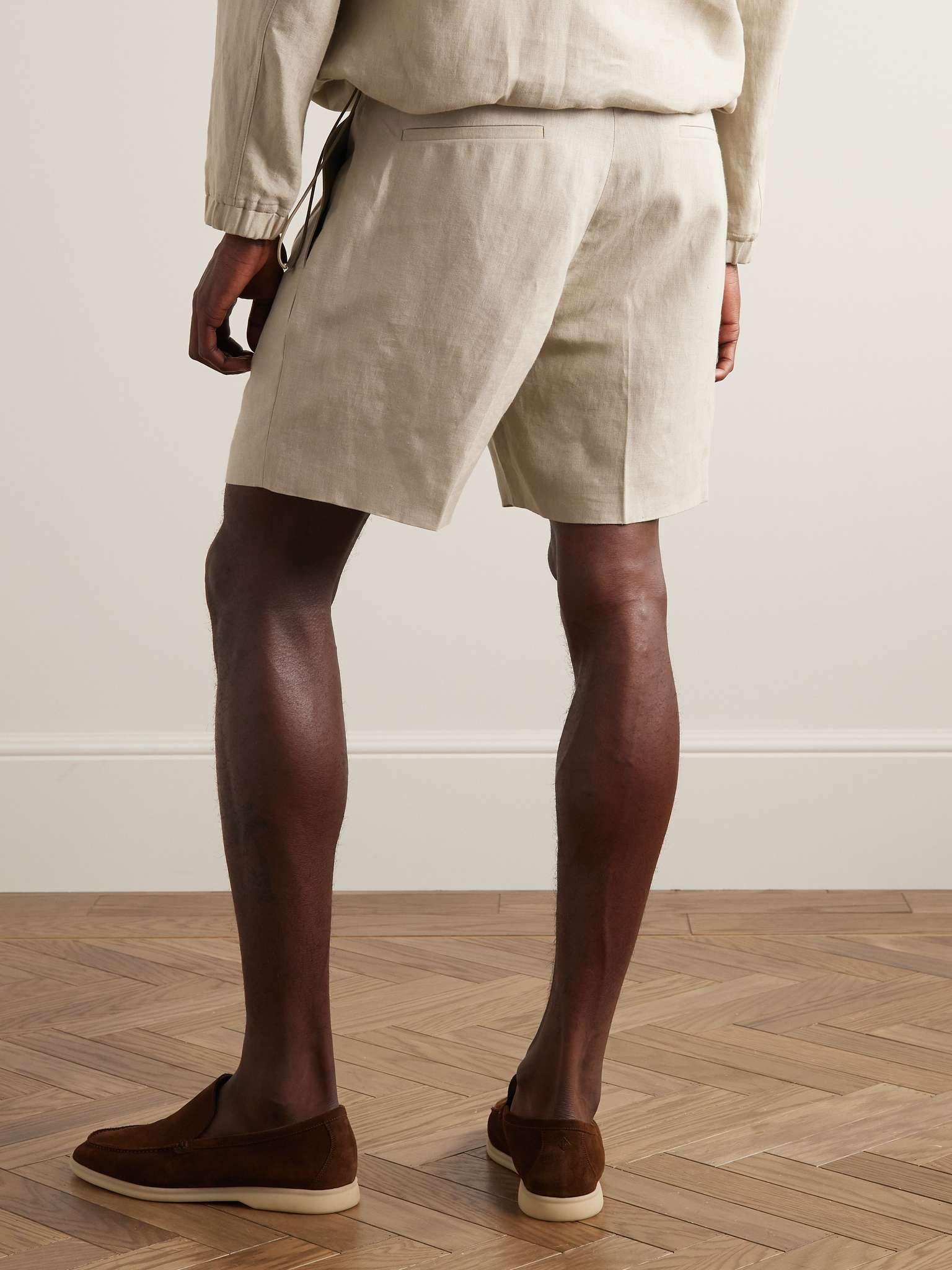 Honiara Straight-Leg Pleated Linen Bermuda Shorts - 4