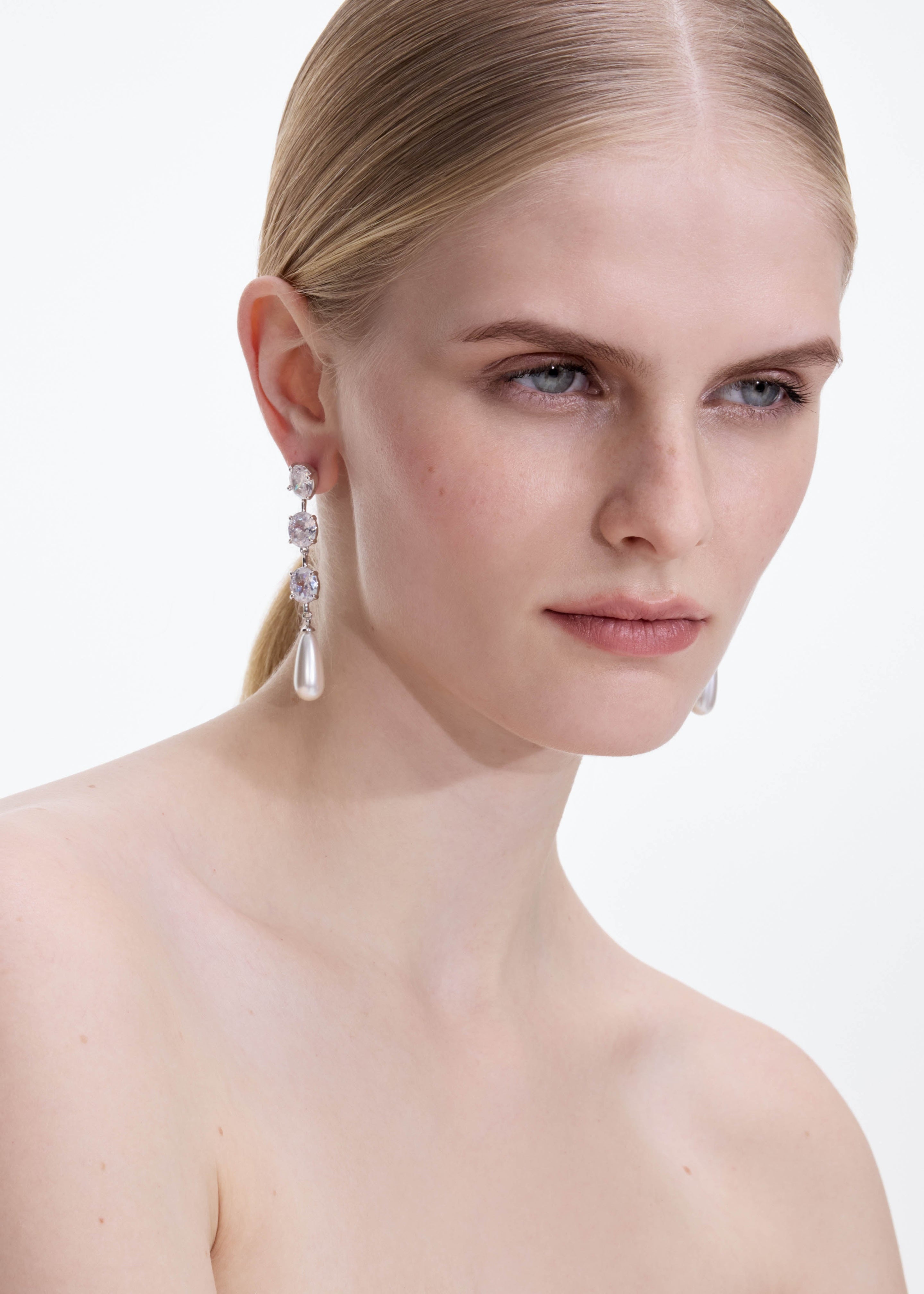Tiered Crystal Pearl Droplet Earrings - 3