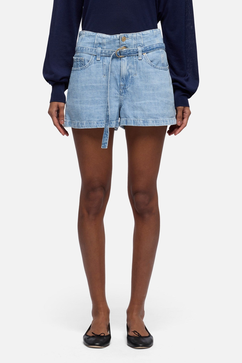 BELTED SHORT in Linen 3