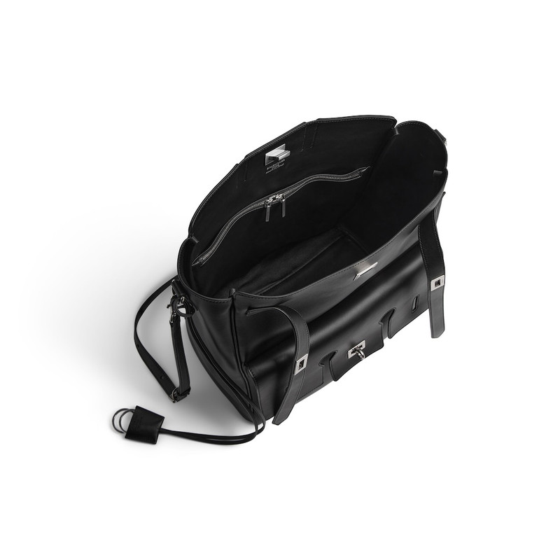 Men's Bel Air Hobo Messenger Bag in Black 4