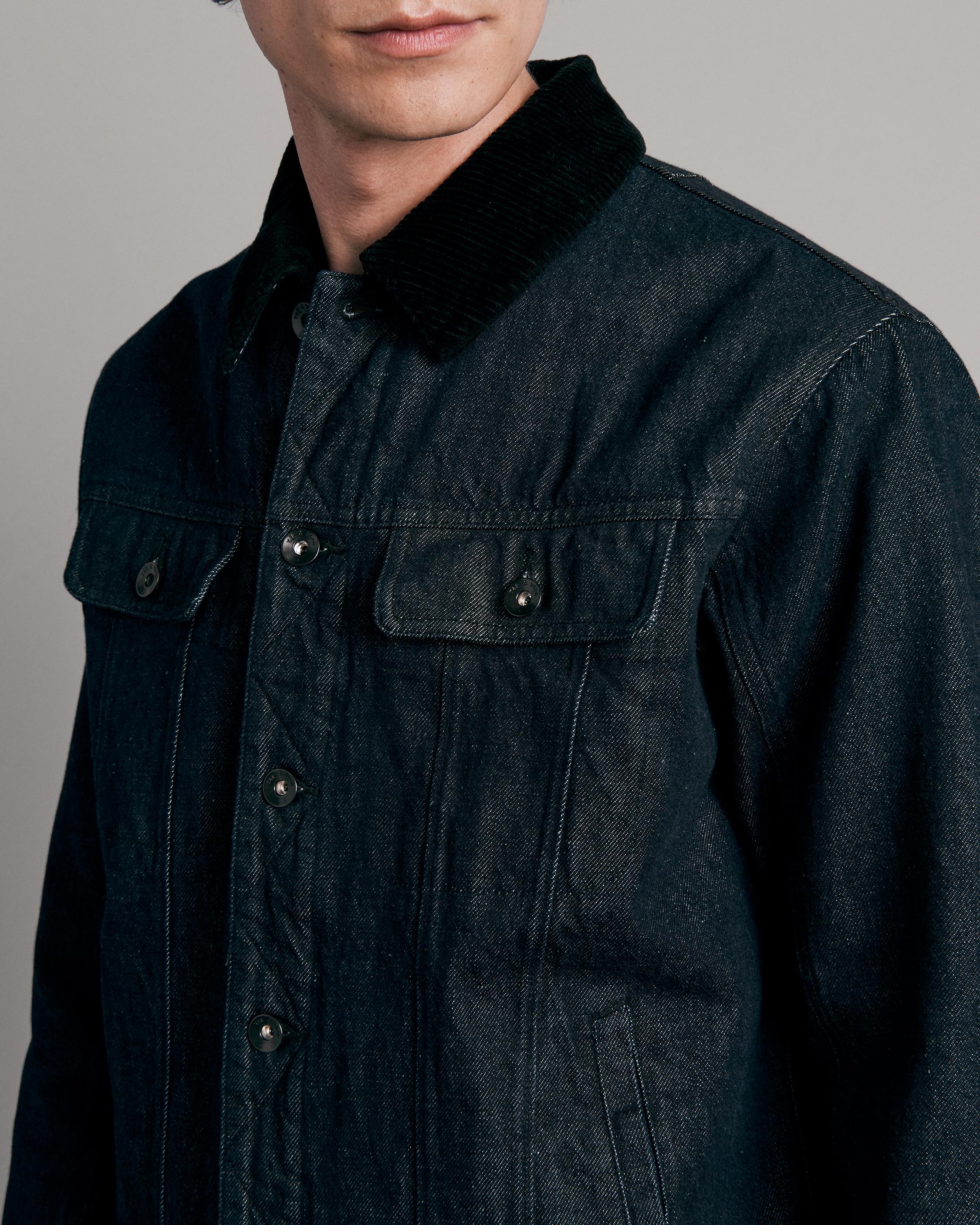 Eli Denim Trucker
Classic Fit Jacket - 6