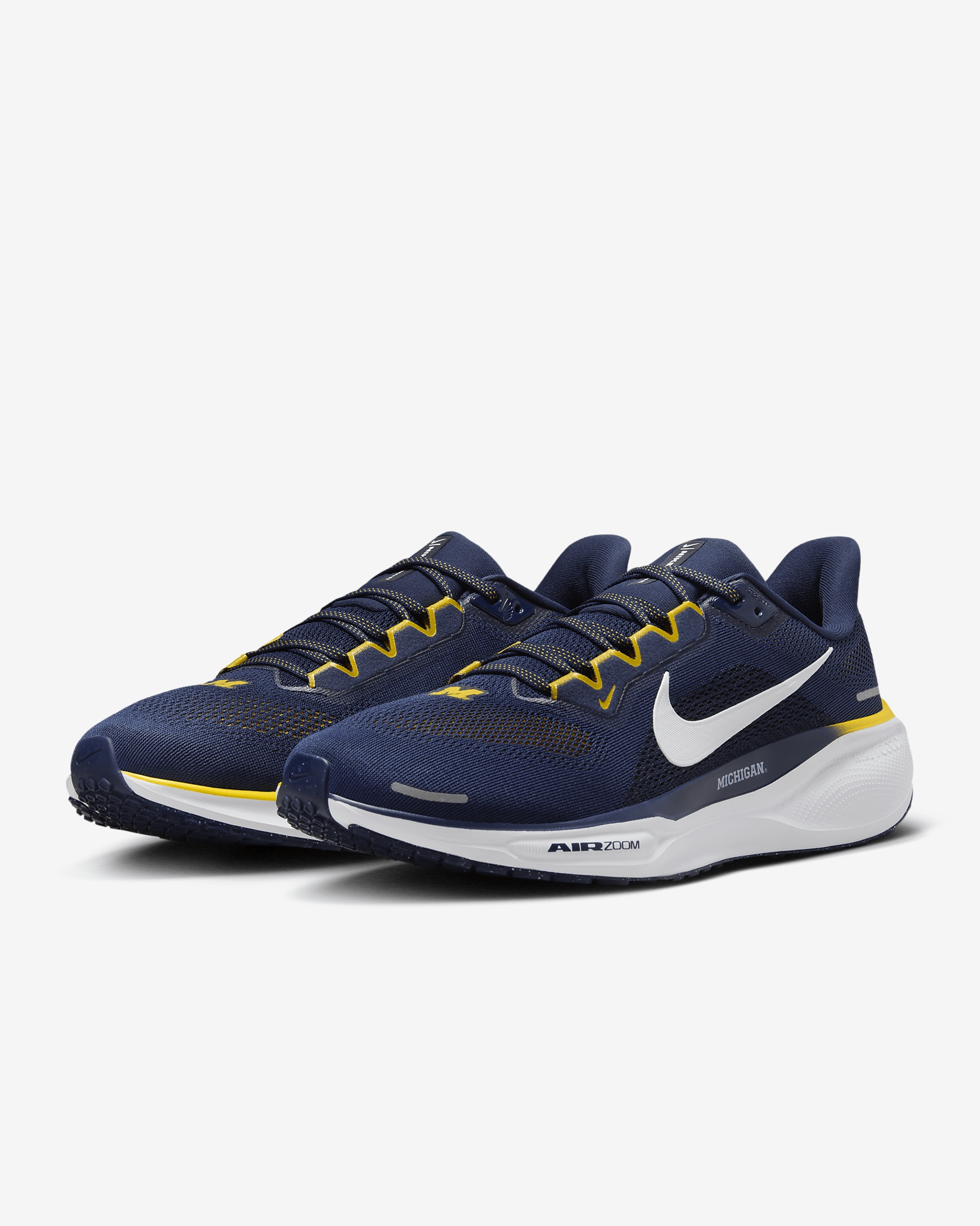 Michigan Pegasus 41 Men's Nike College Road Running Shoes - 5