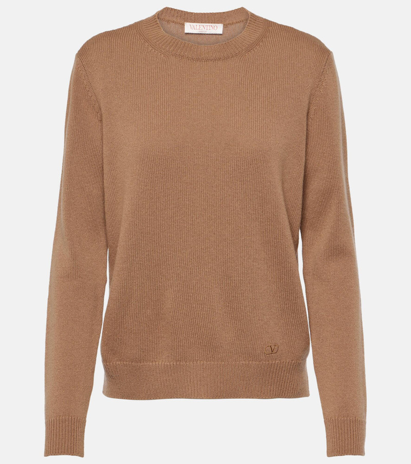 Cashmere sweater 1
